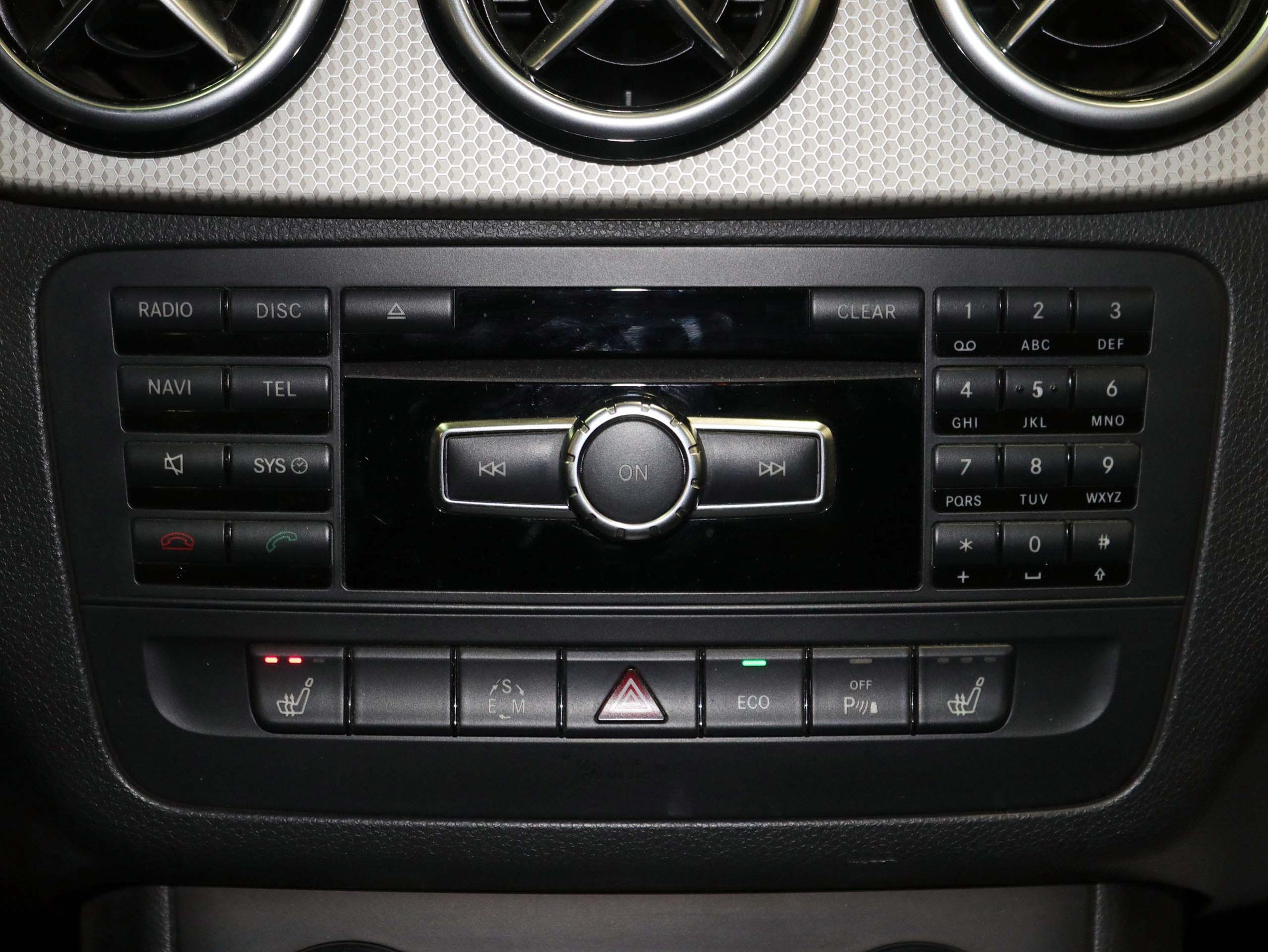 Foto Mercedes-Benz B 180 25