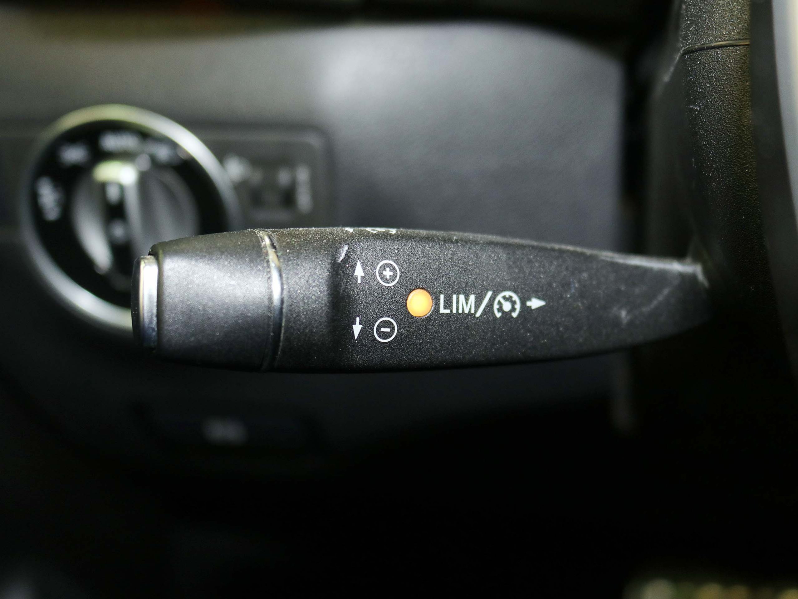 Foto Mercedes-Benz B 180 34