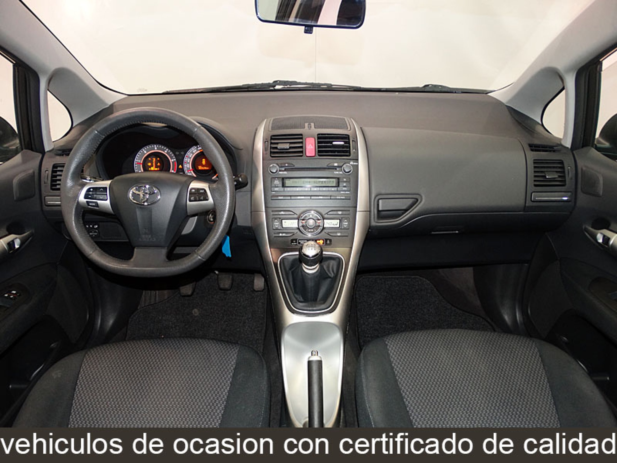 Foto Toyota Auris 15
