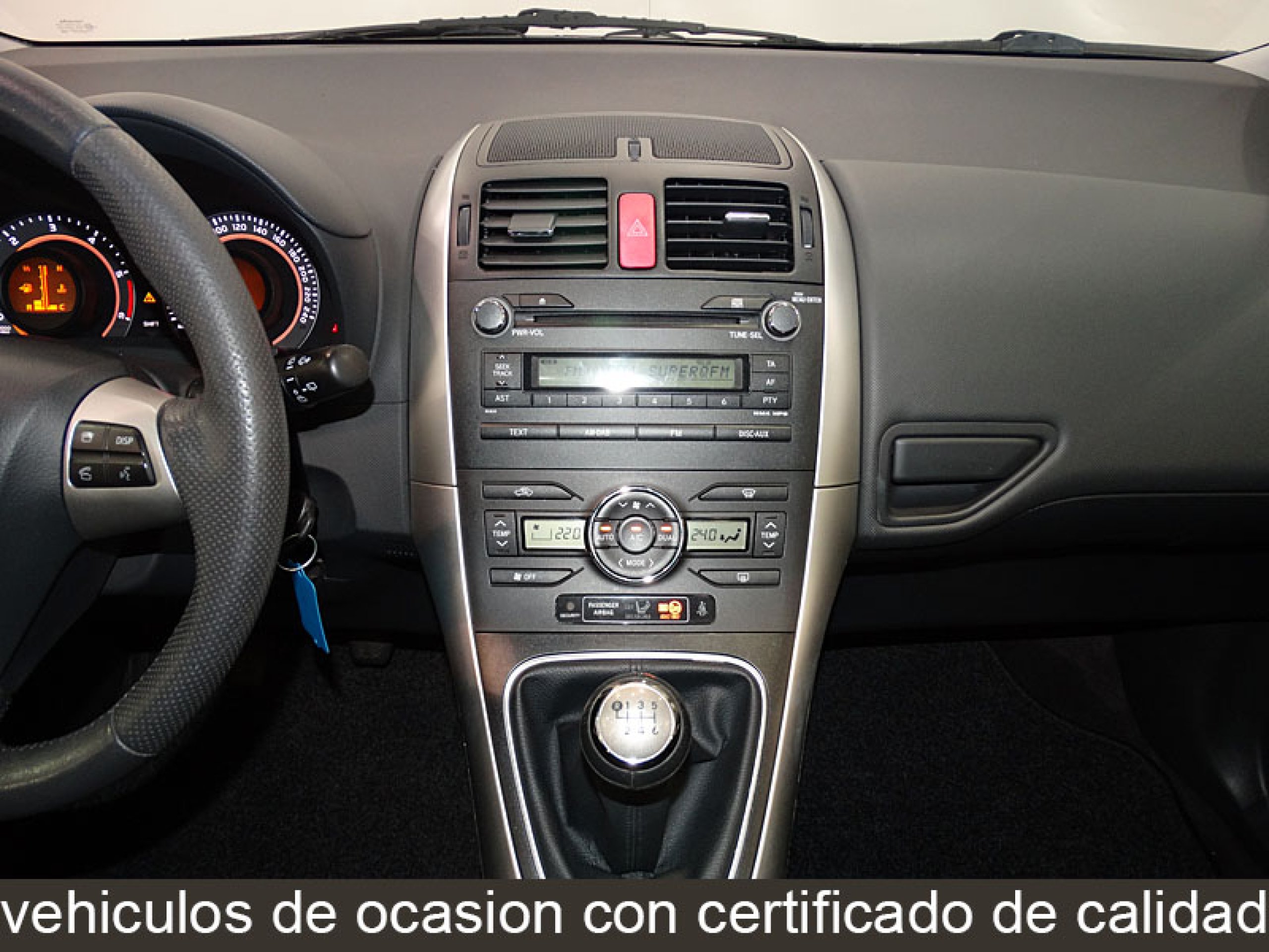 Foto Toyota Auris 17