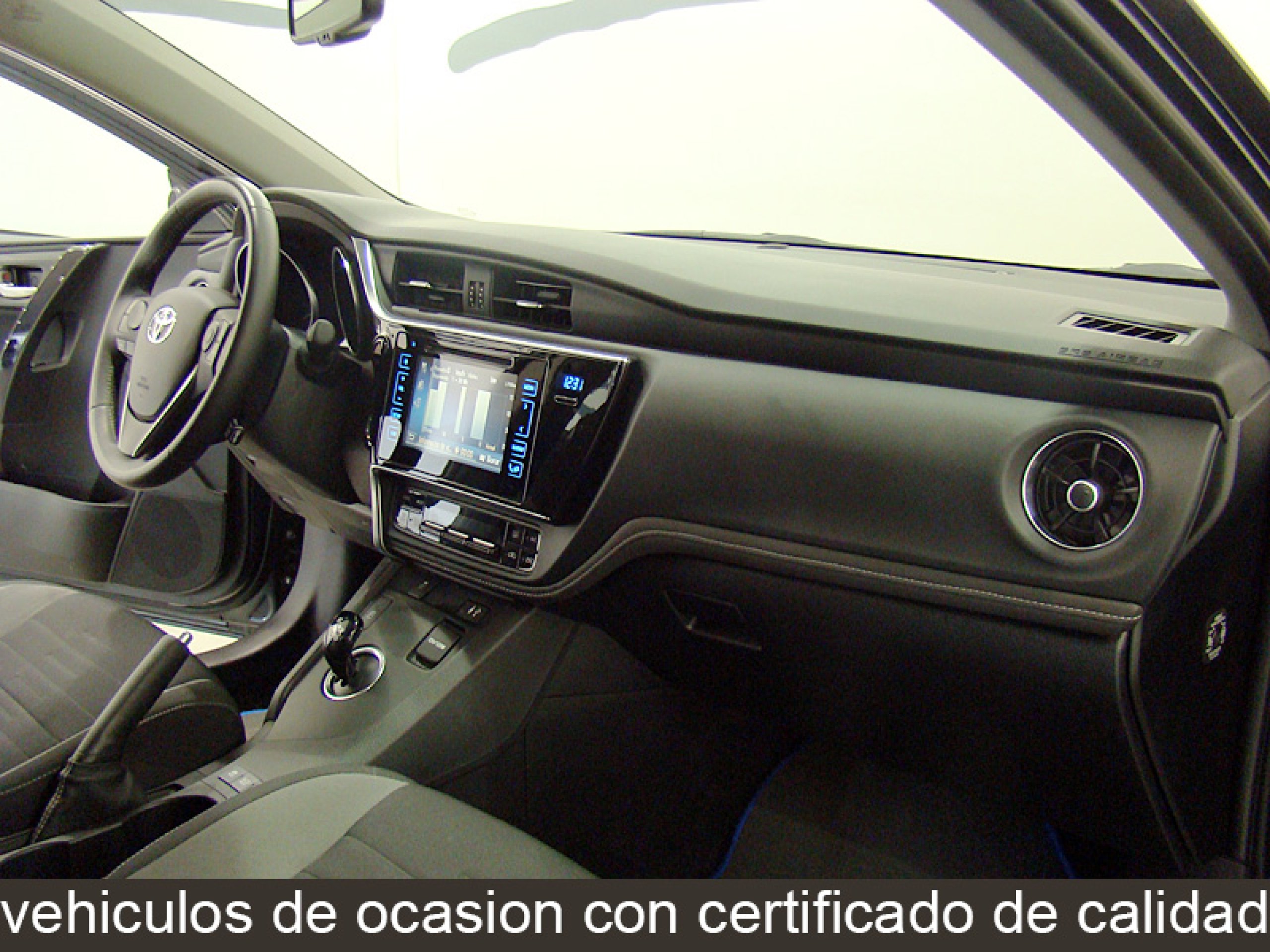 Foto Toyota Auris 24
