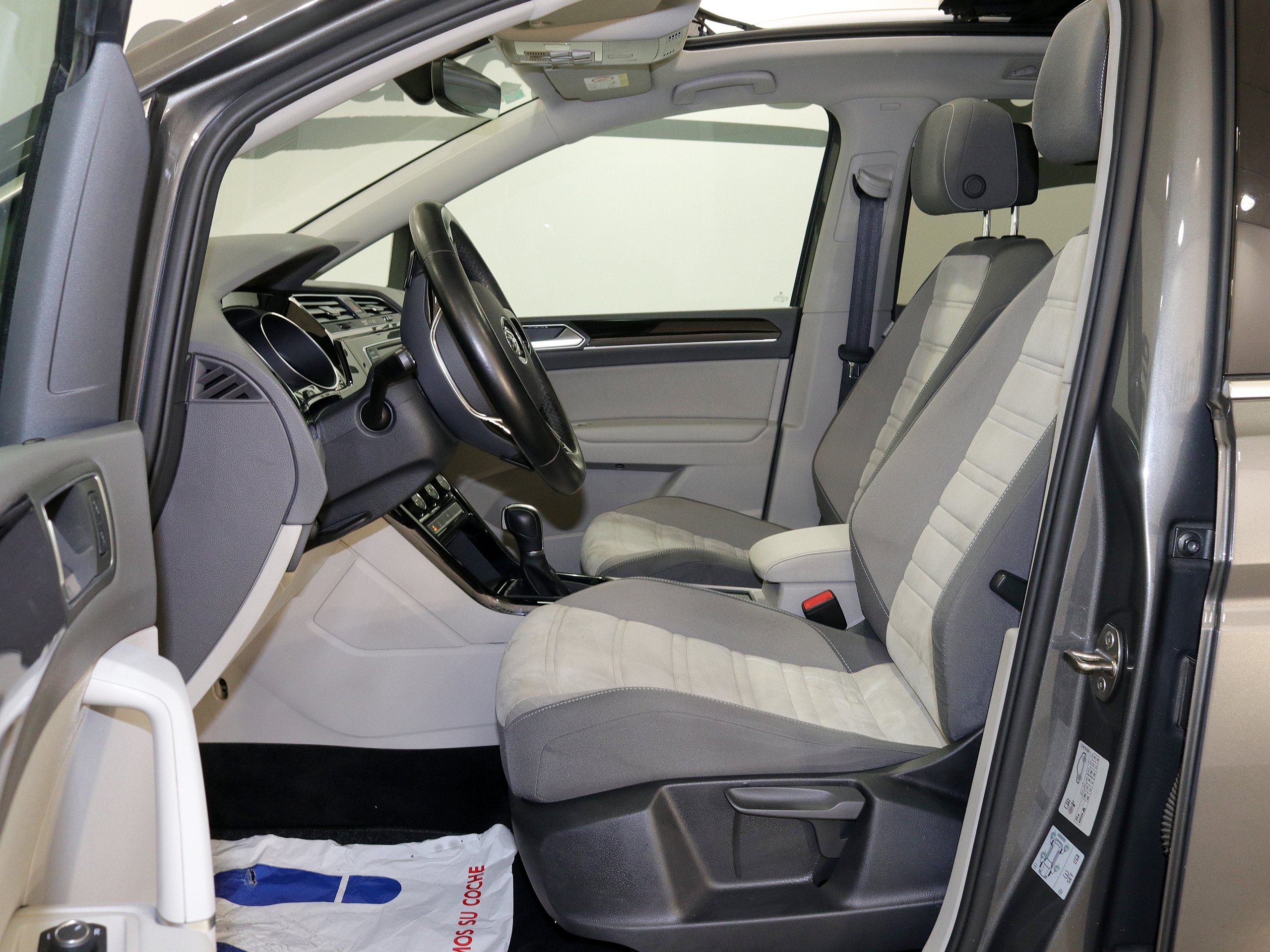 Foto Volkswagen Touran 17