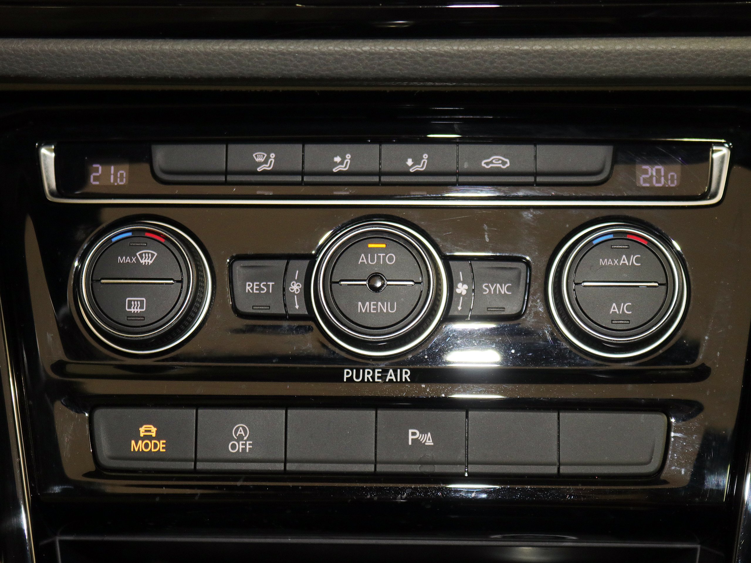 Foto Volkswagen Touran 25