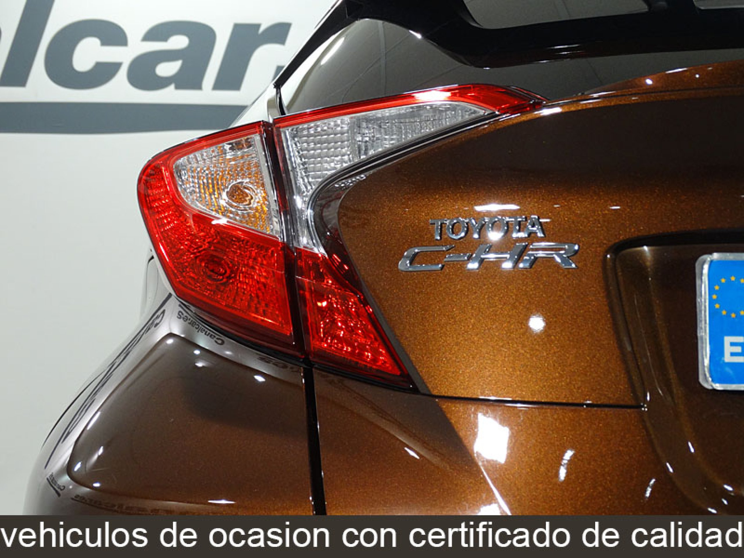 Foto Toyota C-HR 10