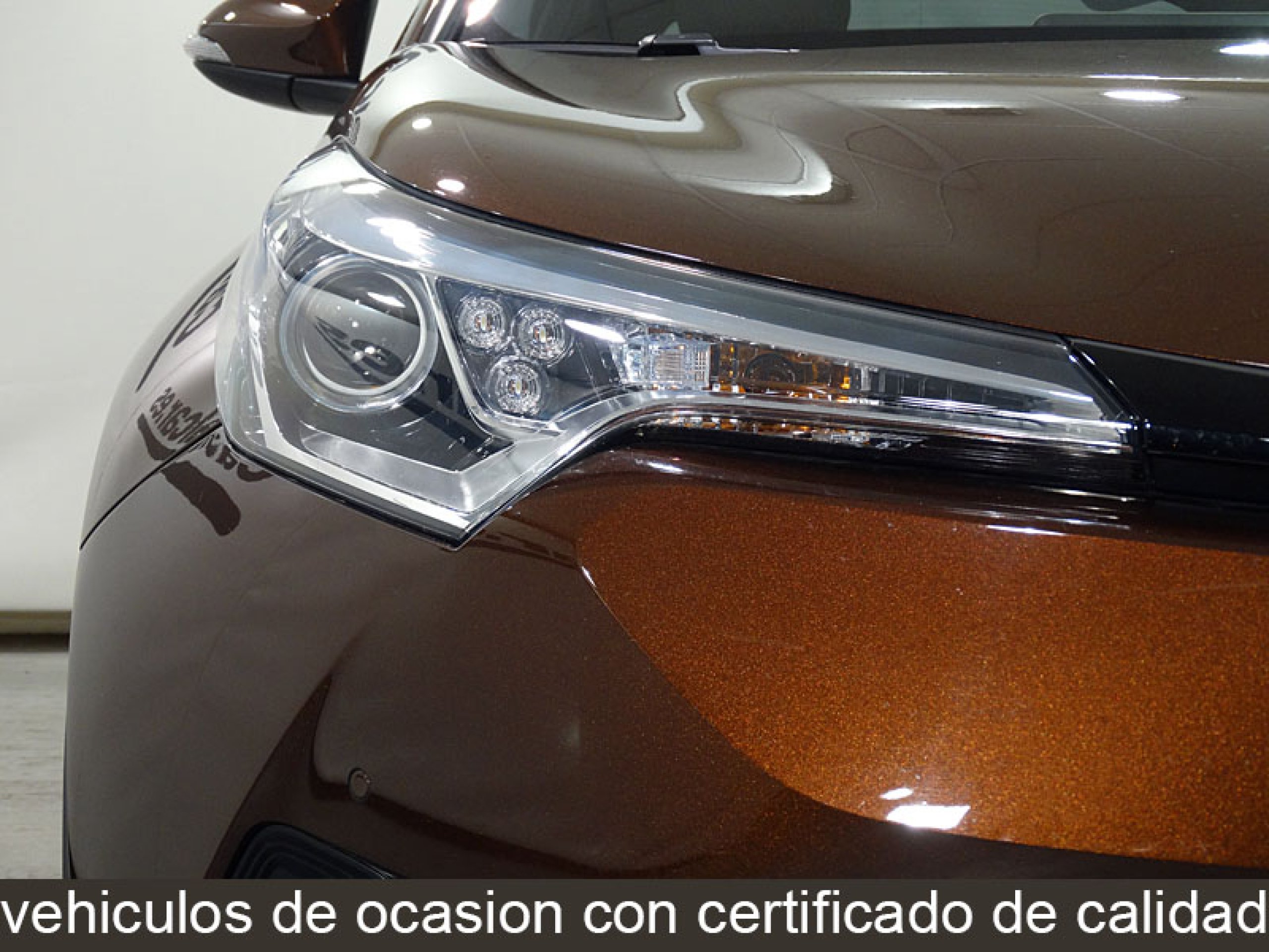 Foto Toyota C-HR 12