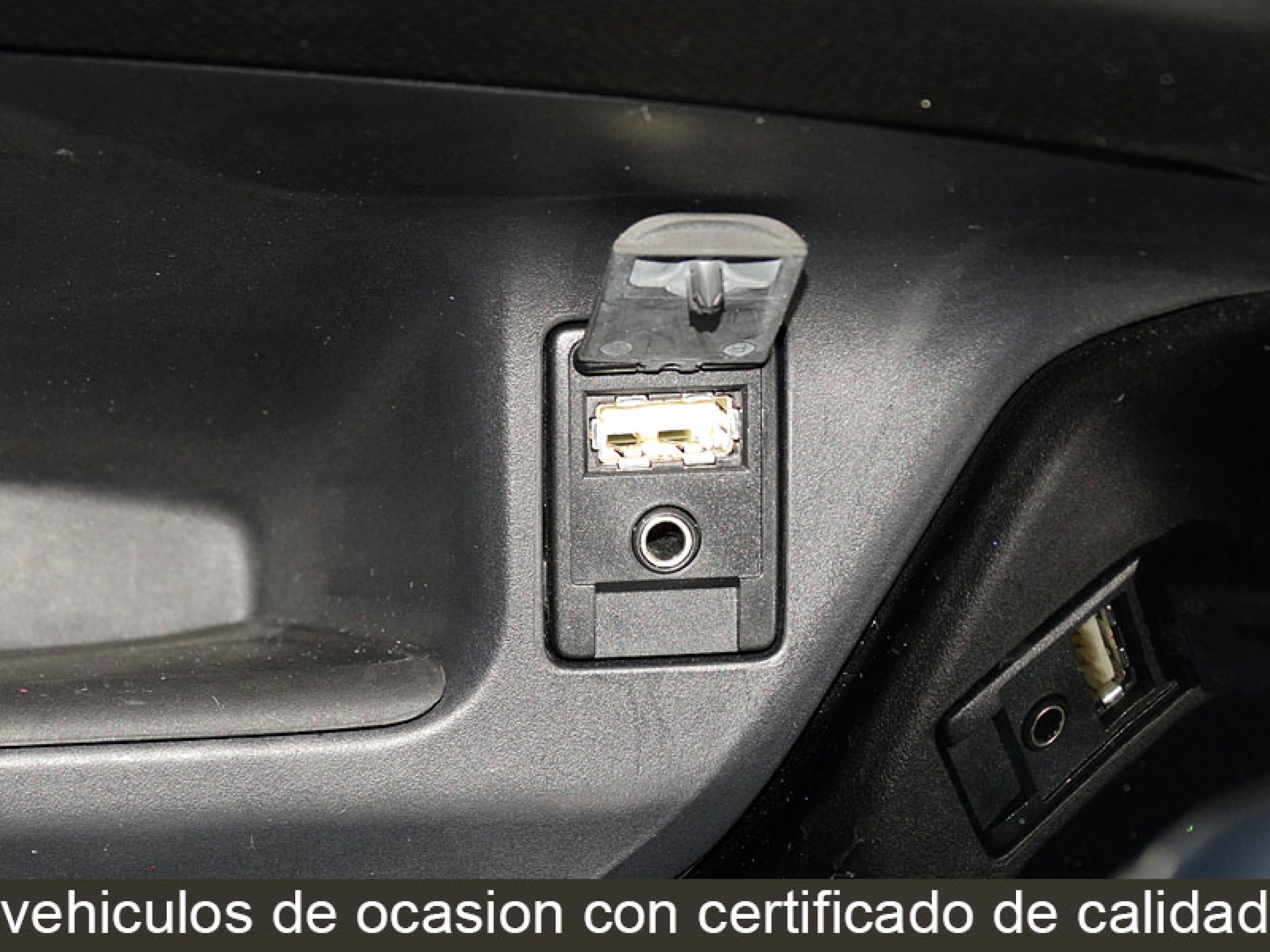 Foto Toyota C-HR 23