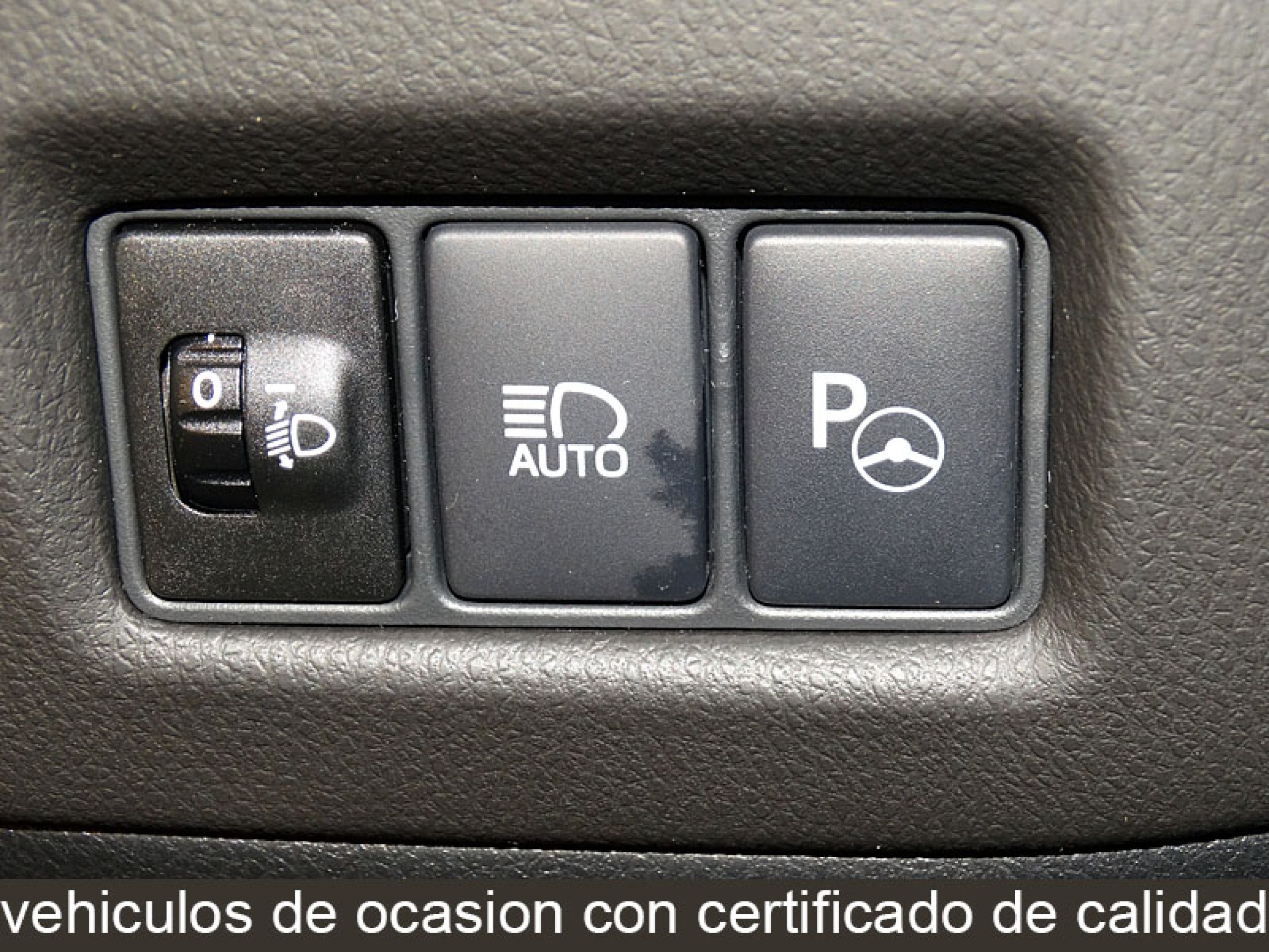 Foto Toyota C-HR 28