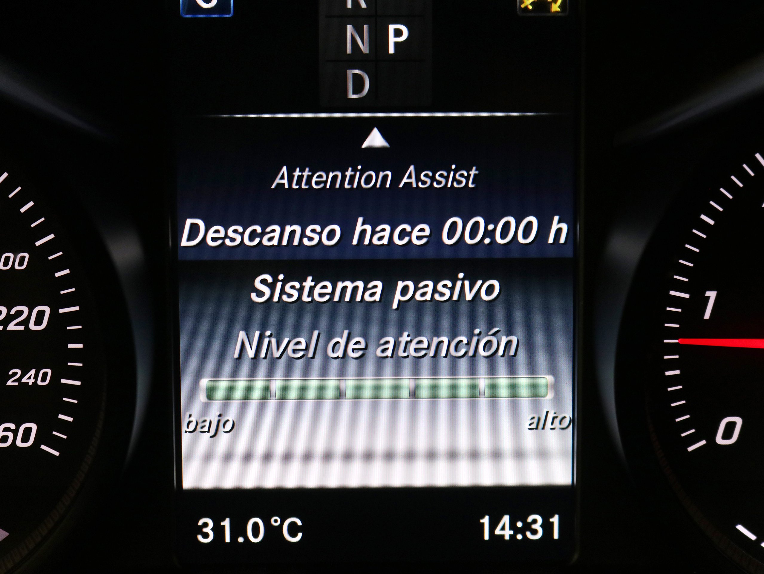 Foto Mercedes-Benz GLC 220 31