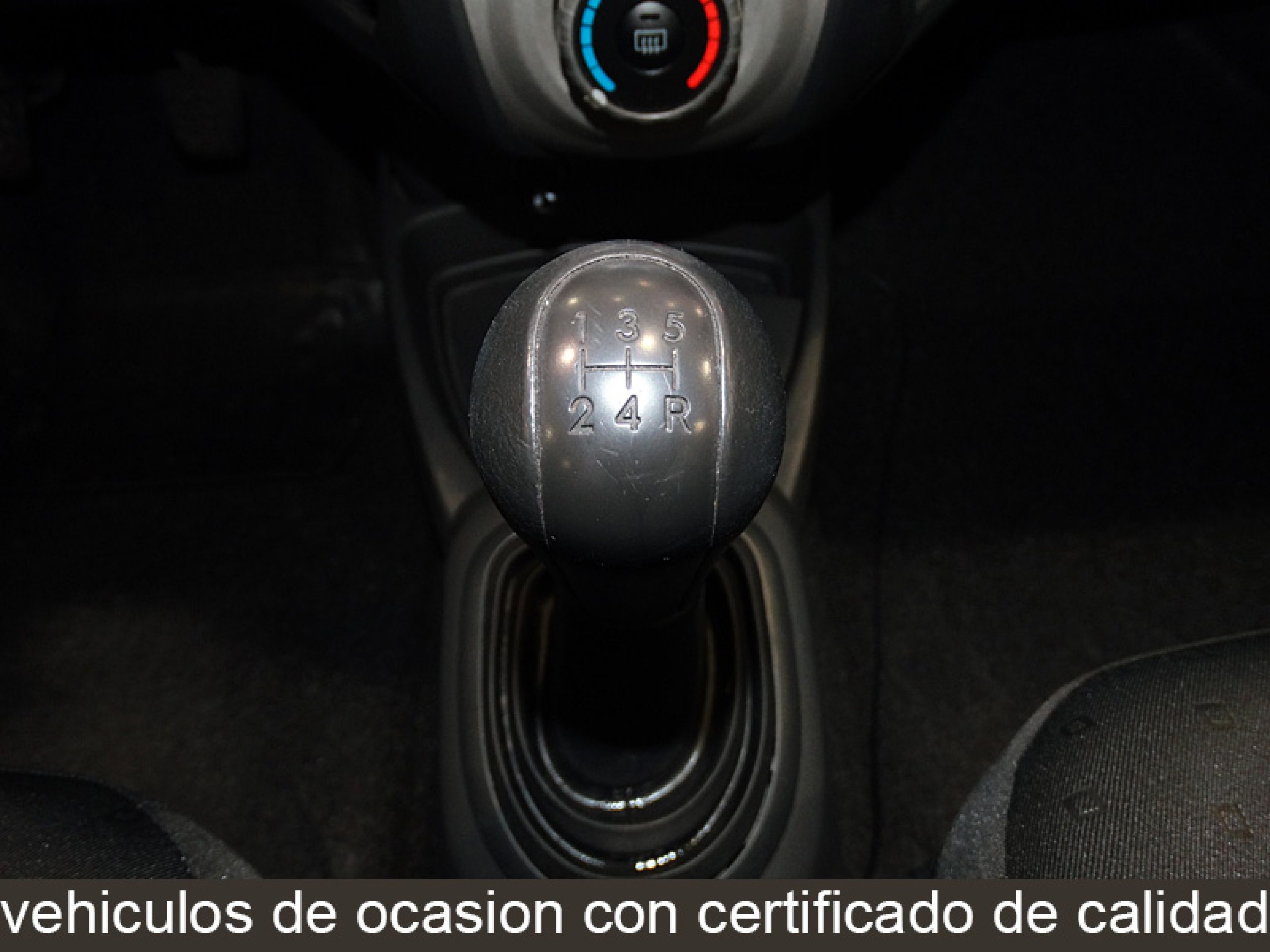 Foto Toyota Yaris 16