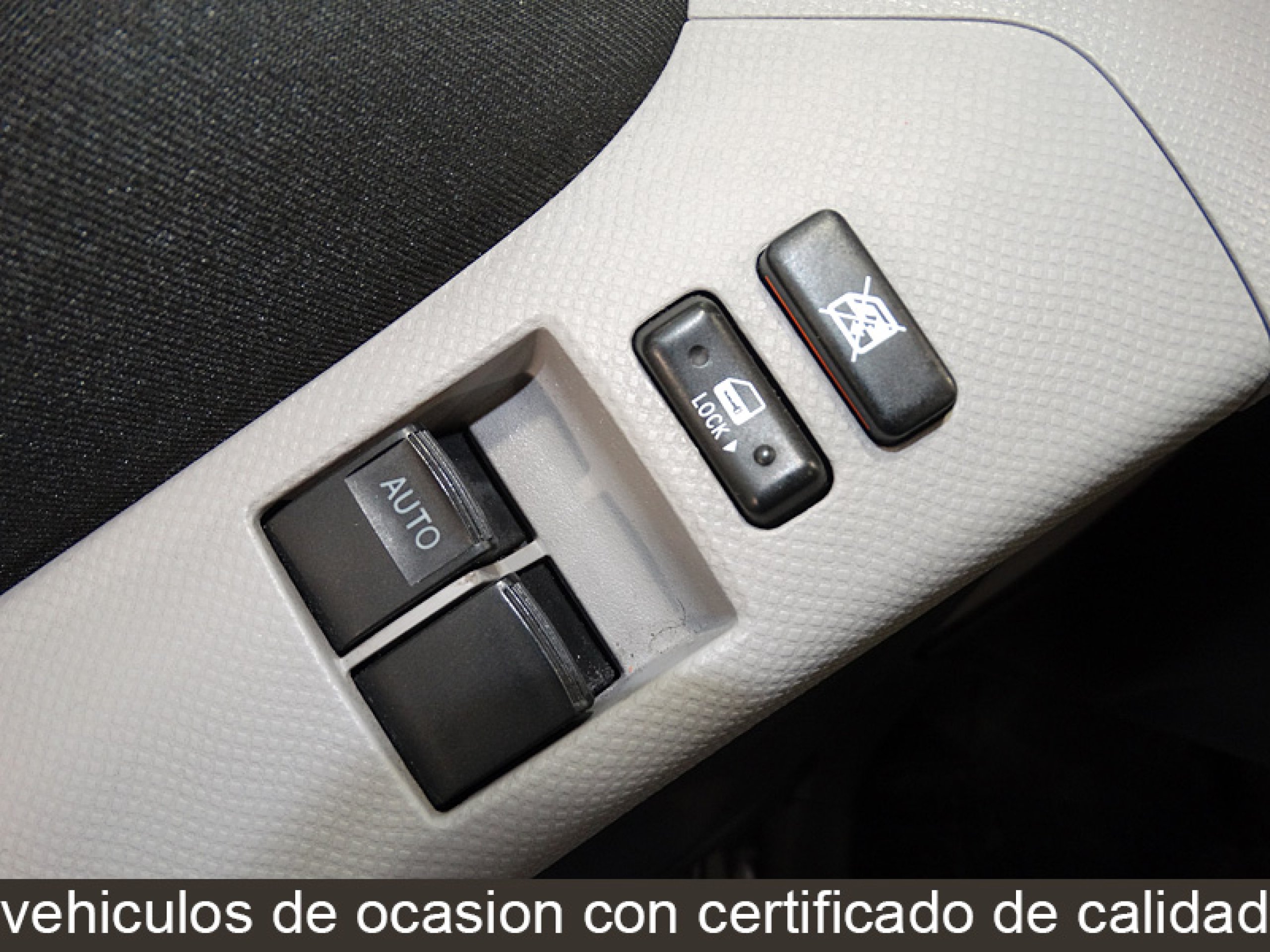Foto Toyota Yaris 17