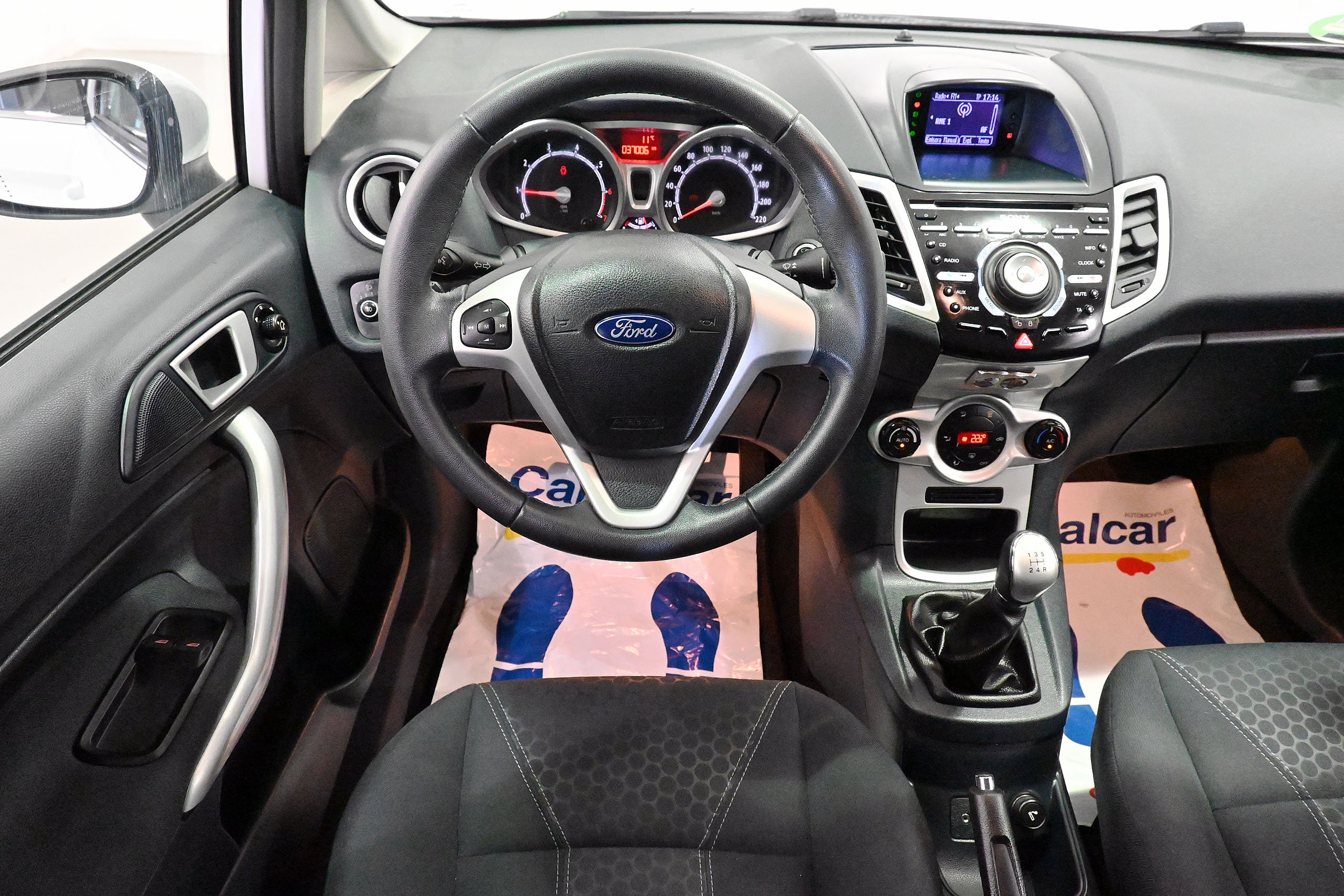 Foto Ford Fiesta 16