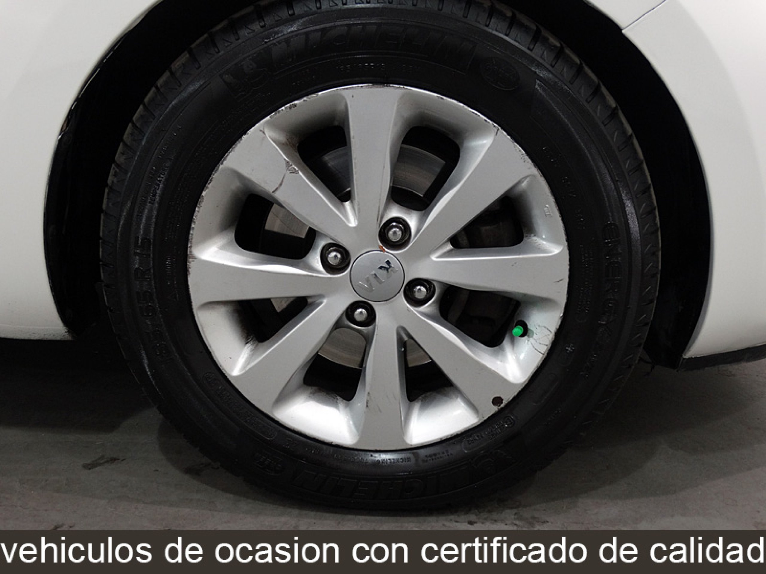 Foto Kia Rio 12