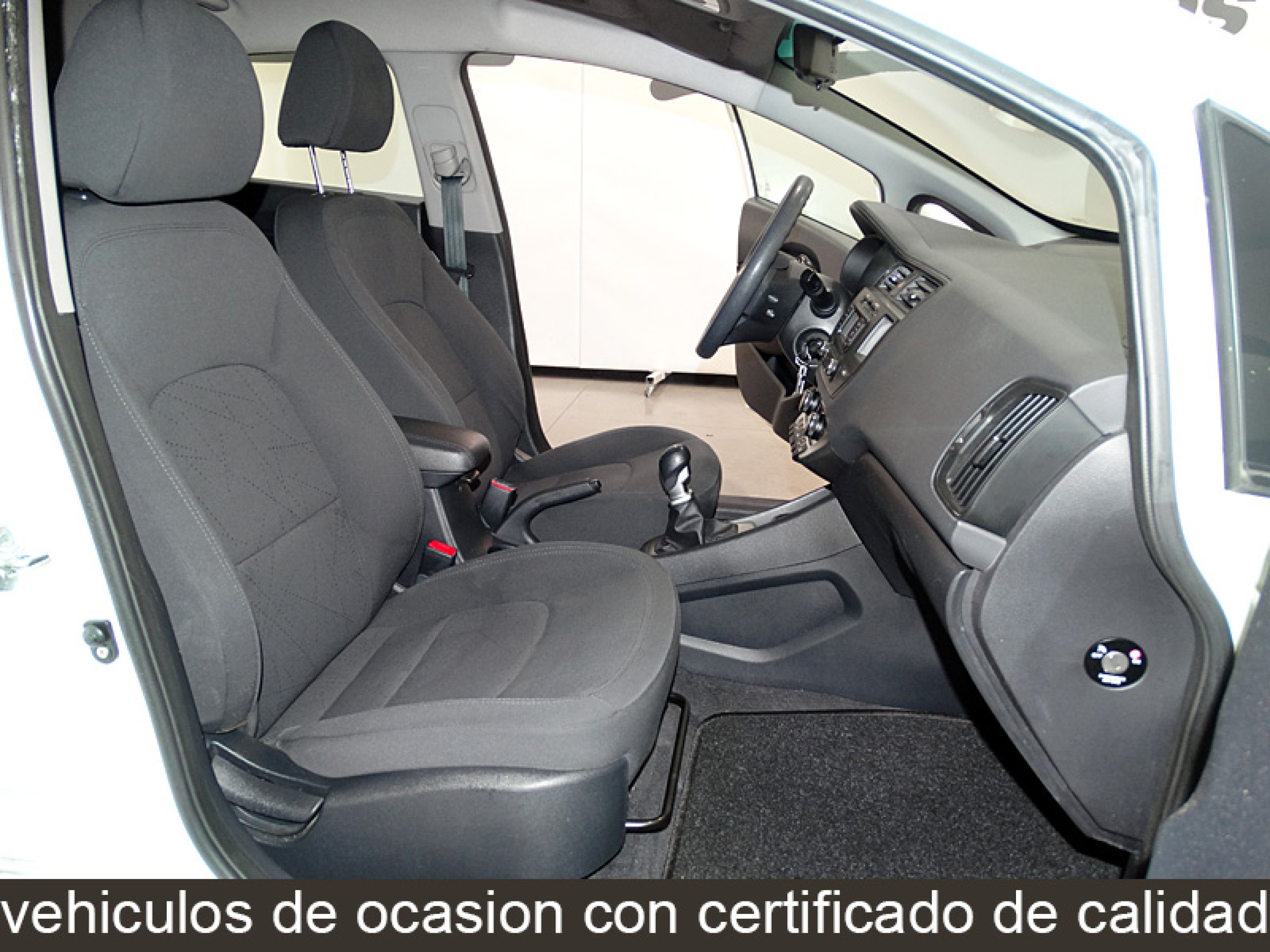 Foto Kia Rio 21