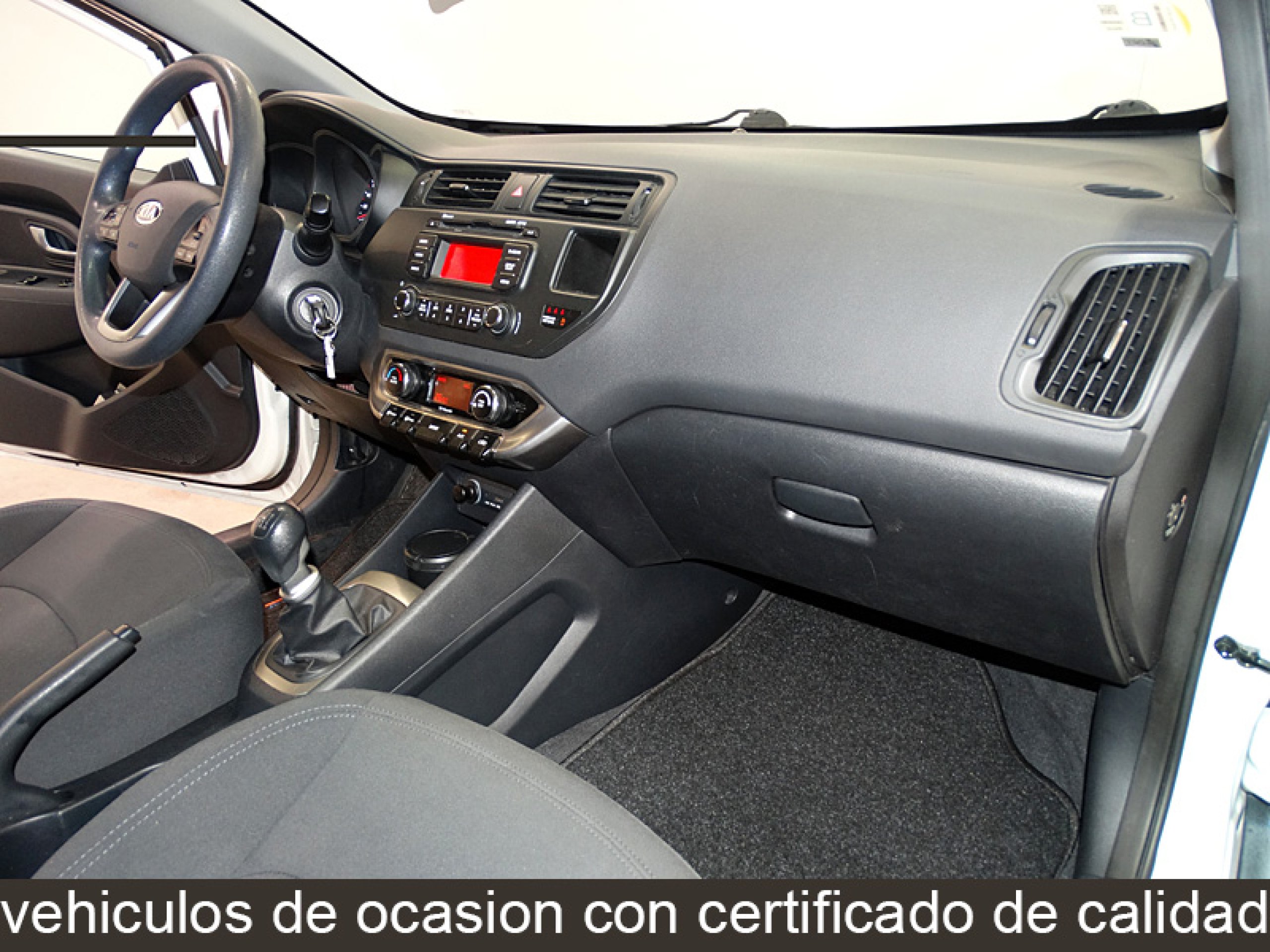 Foto Kia Rio 34
