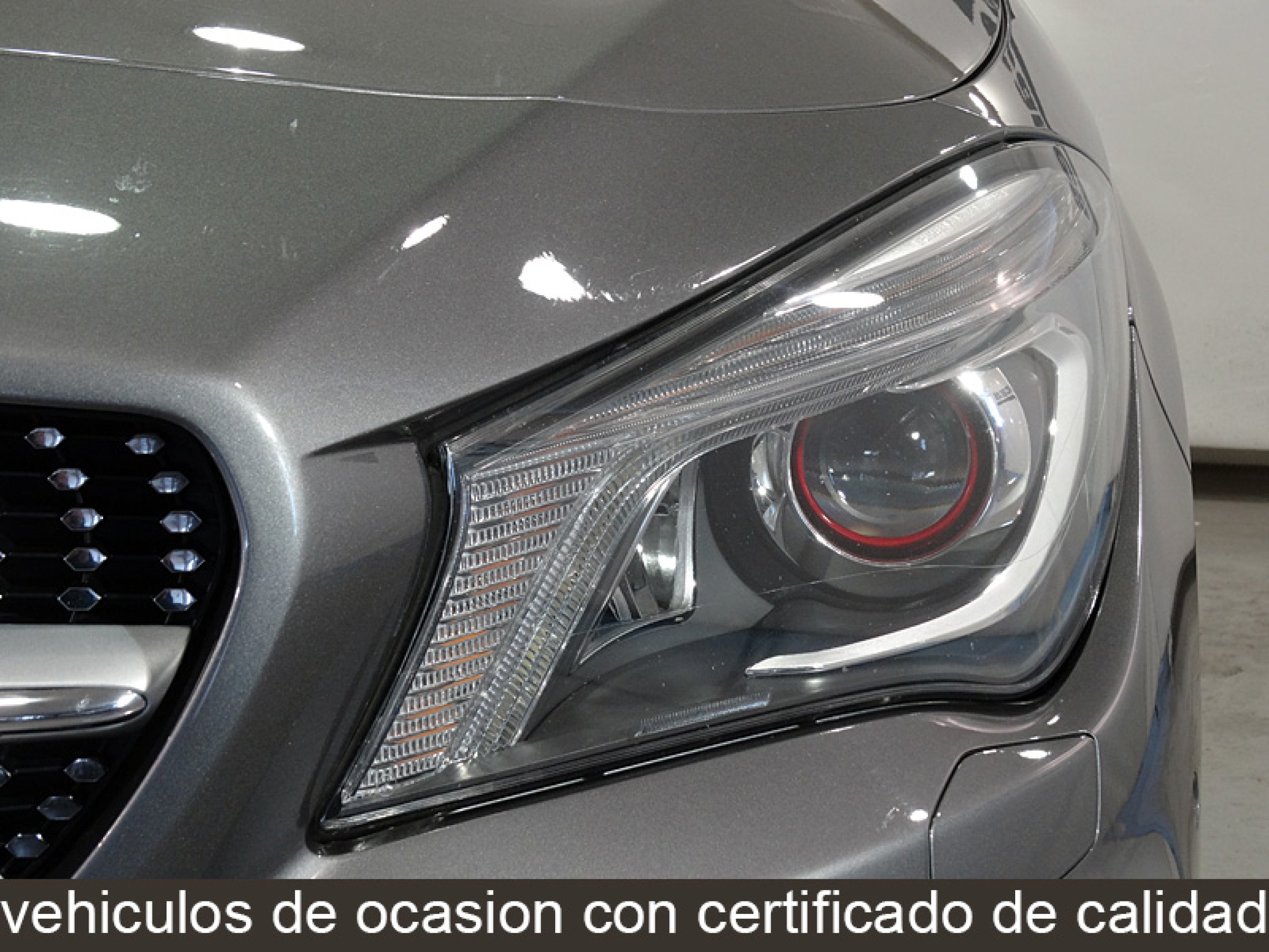 Foto Mercedes-Benz CLA 220 13