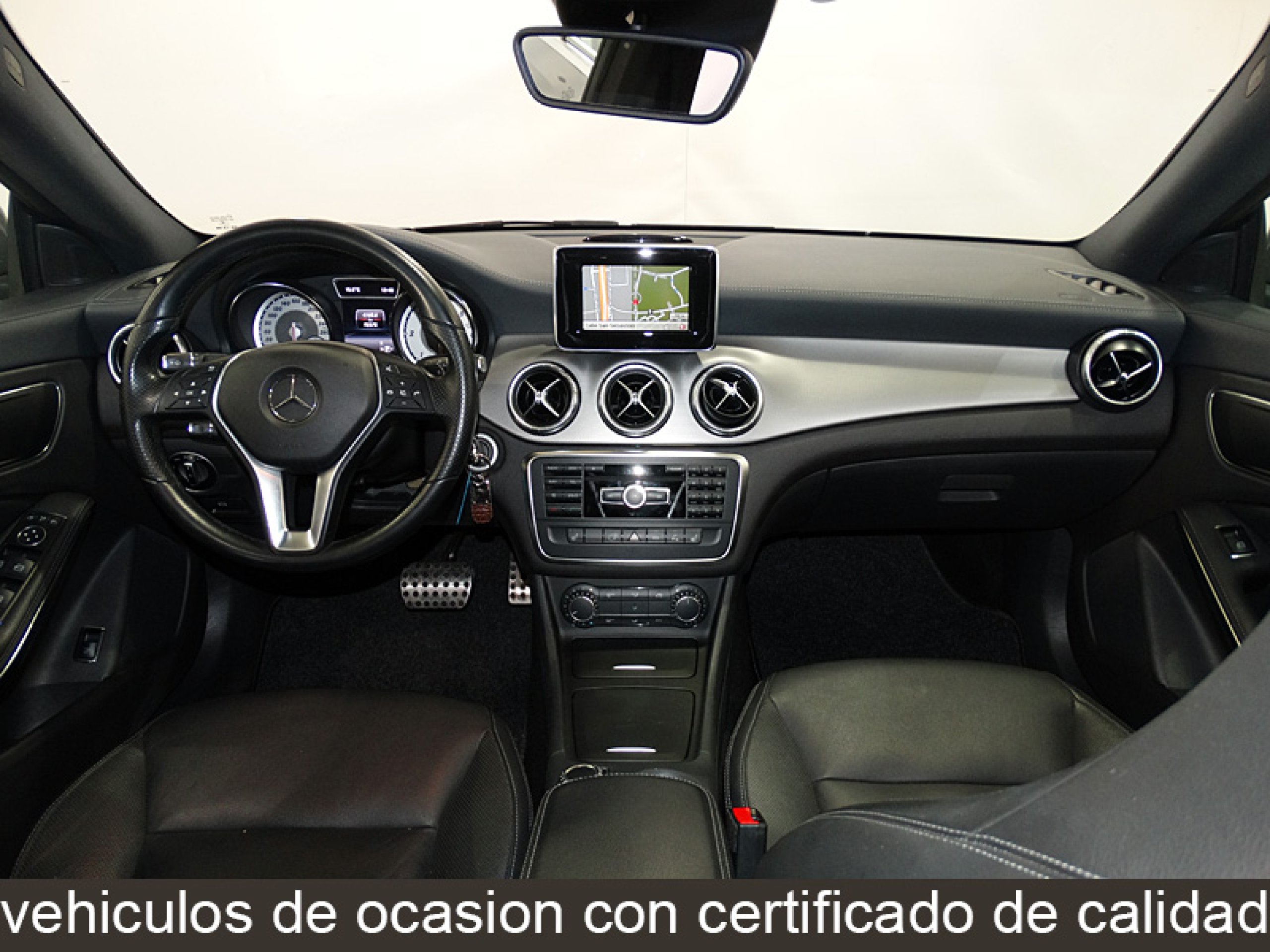 Foto Mercedes-Benz CLA 220 22