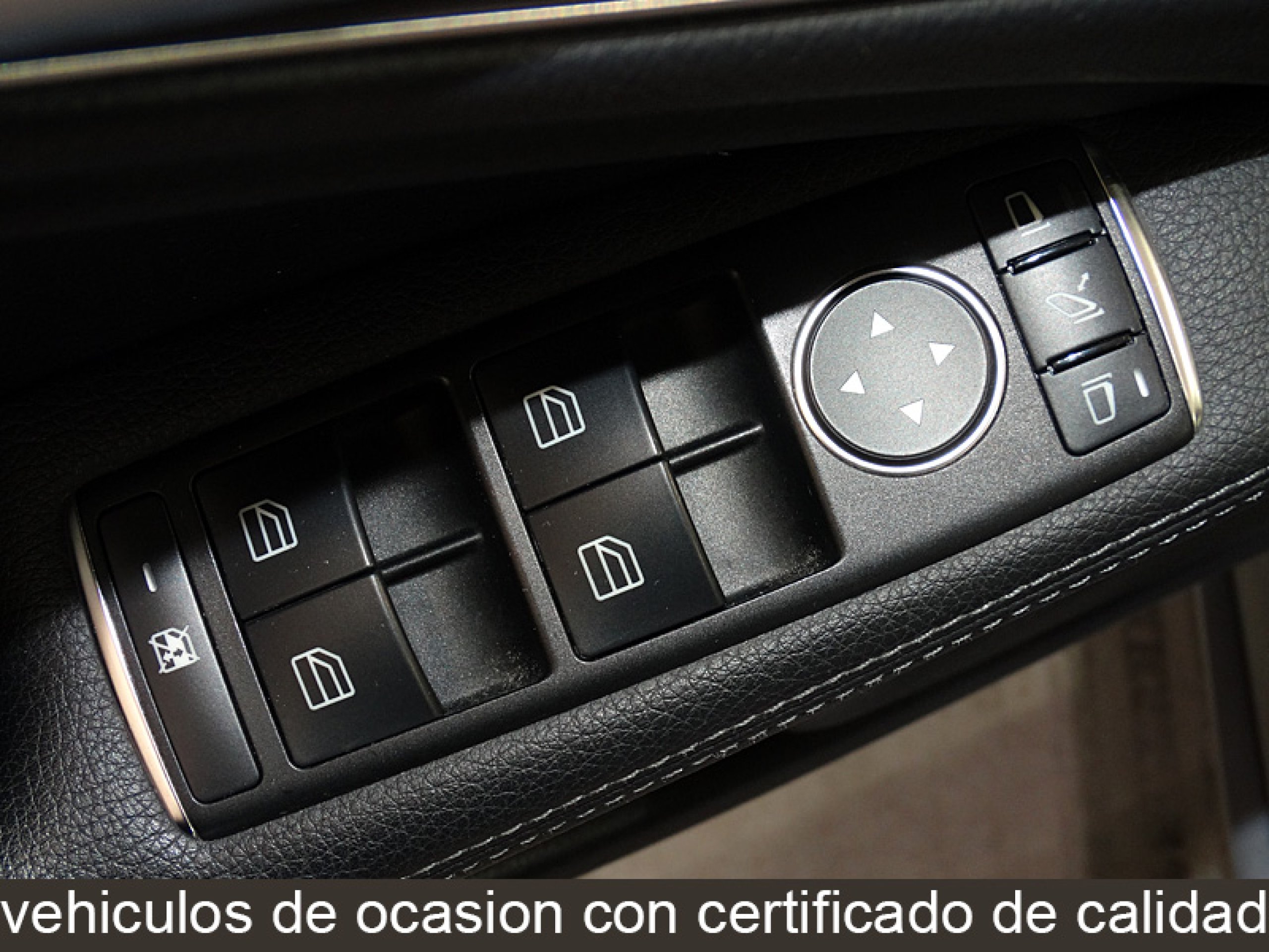 Foto Mercedes-Benz CLA 220 28