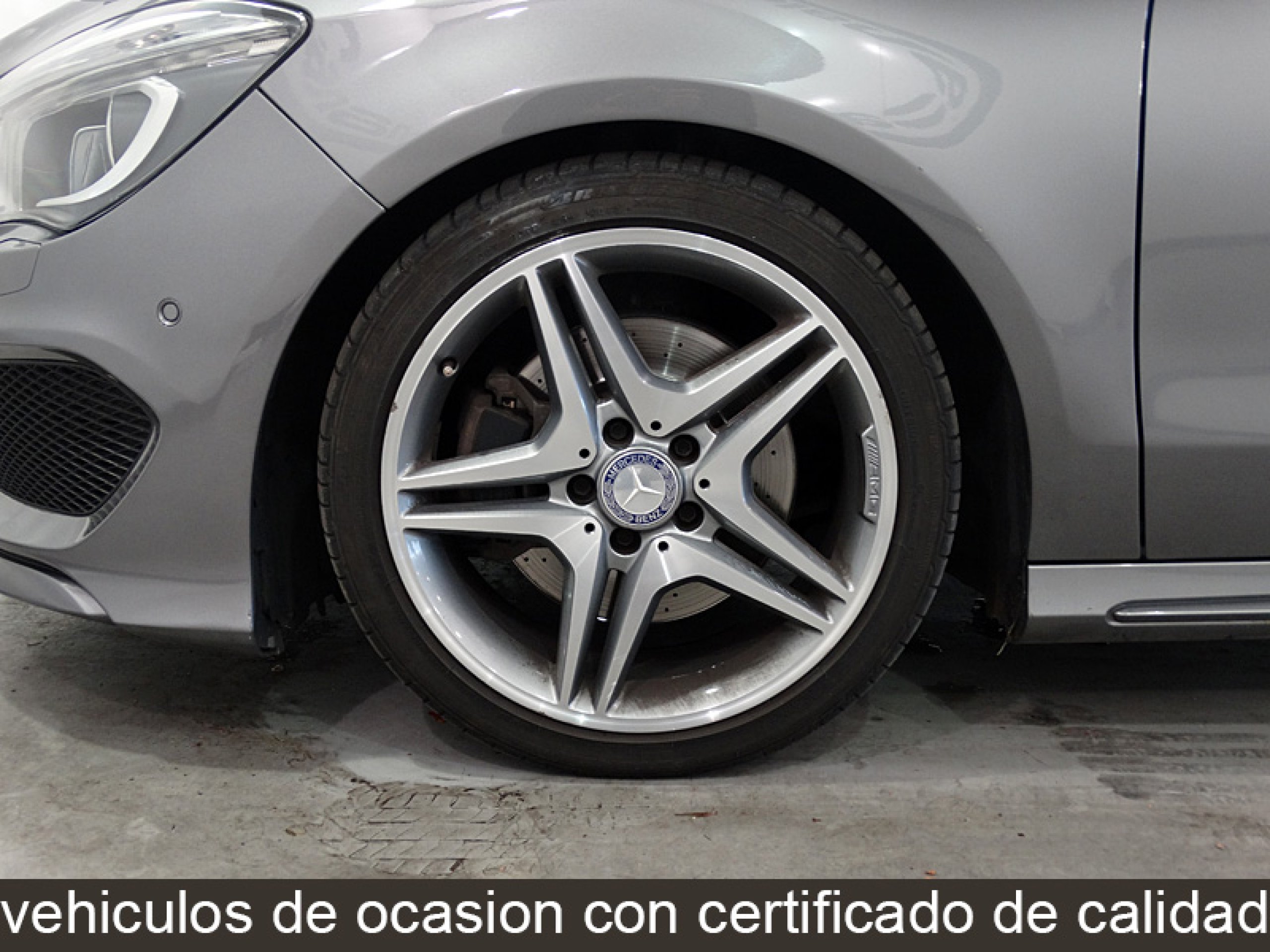 Foto Mercedes-Benz CLA 220 35