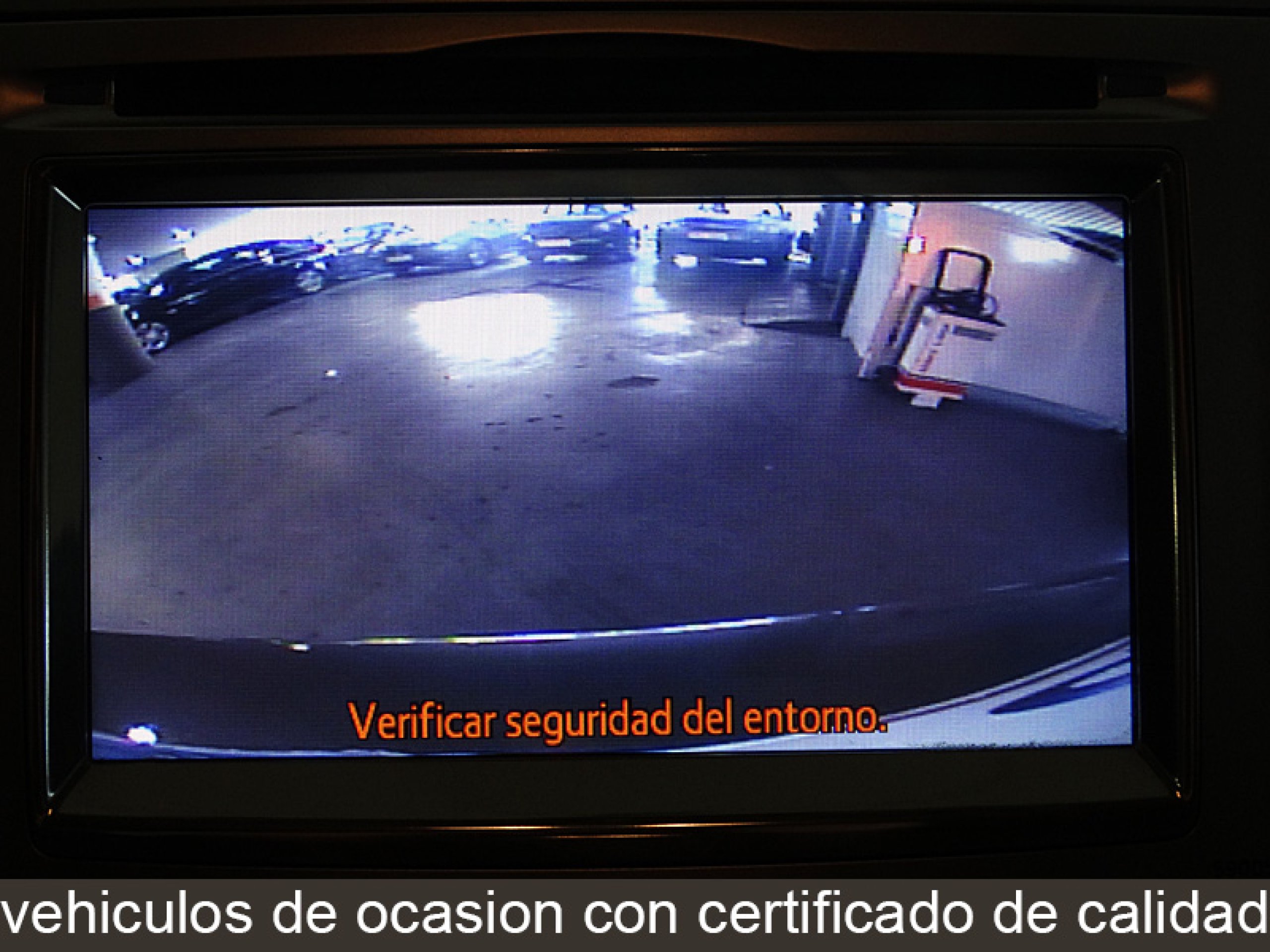 Foto Toyota Avensis 13