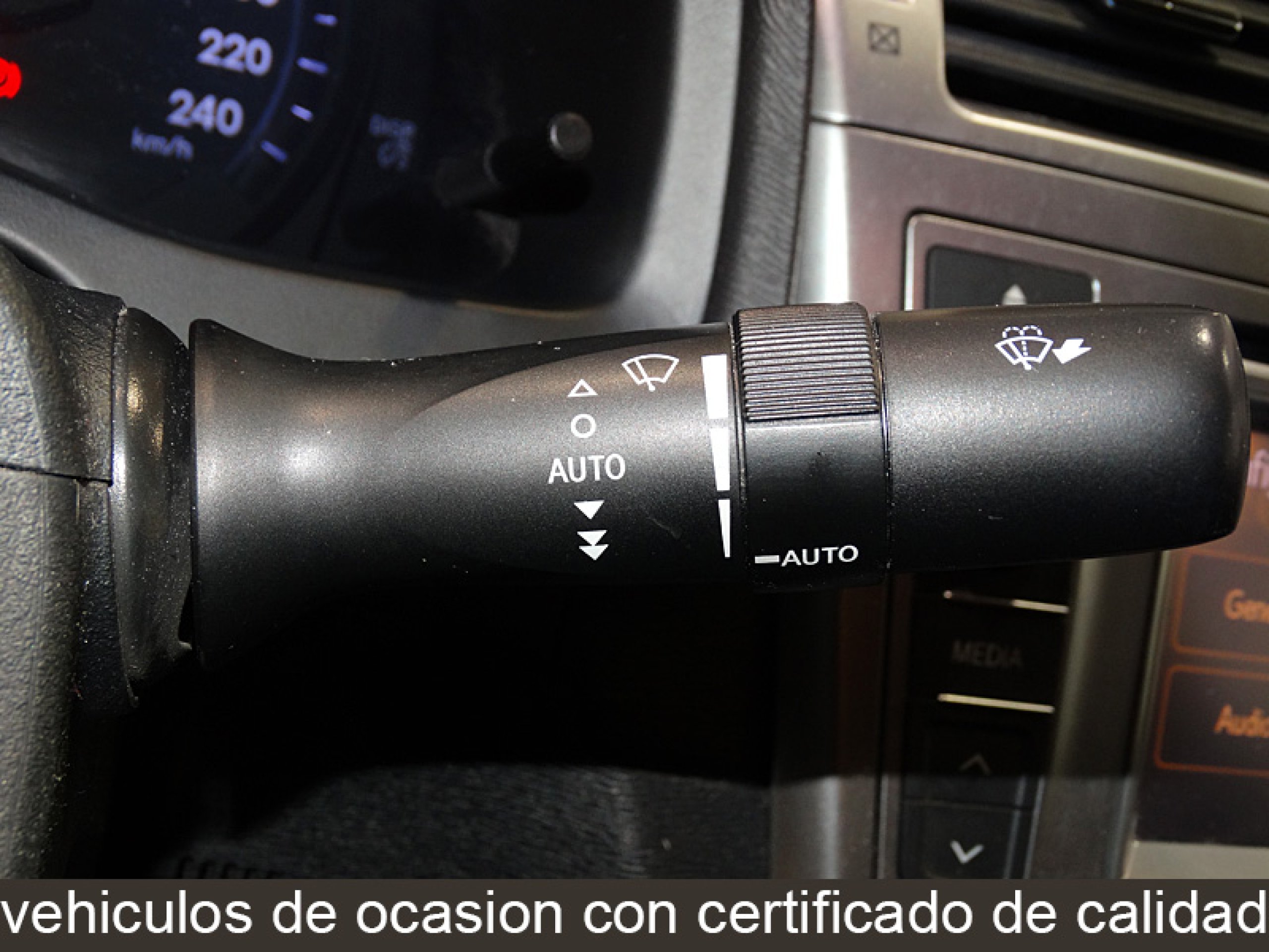 Foto Toyota Avensis 25