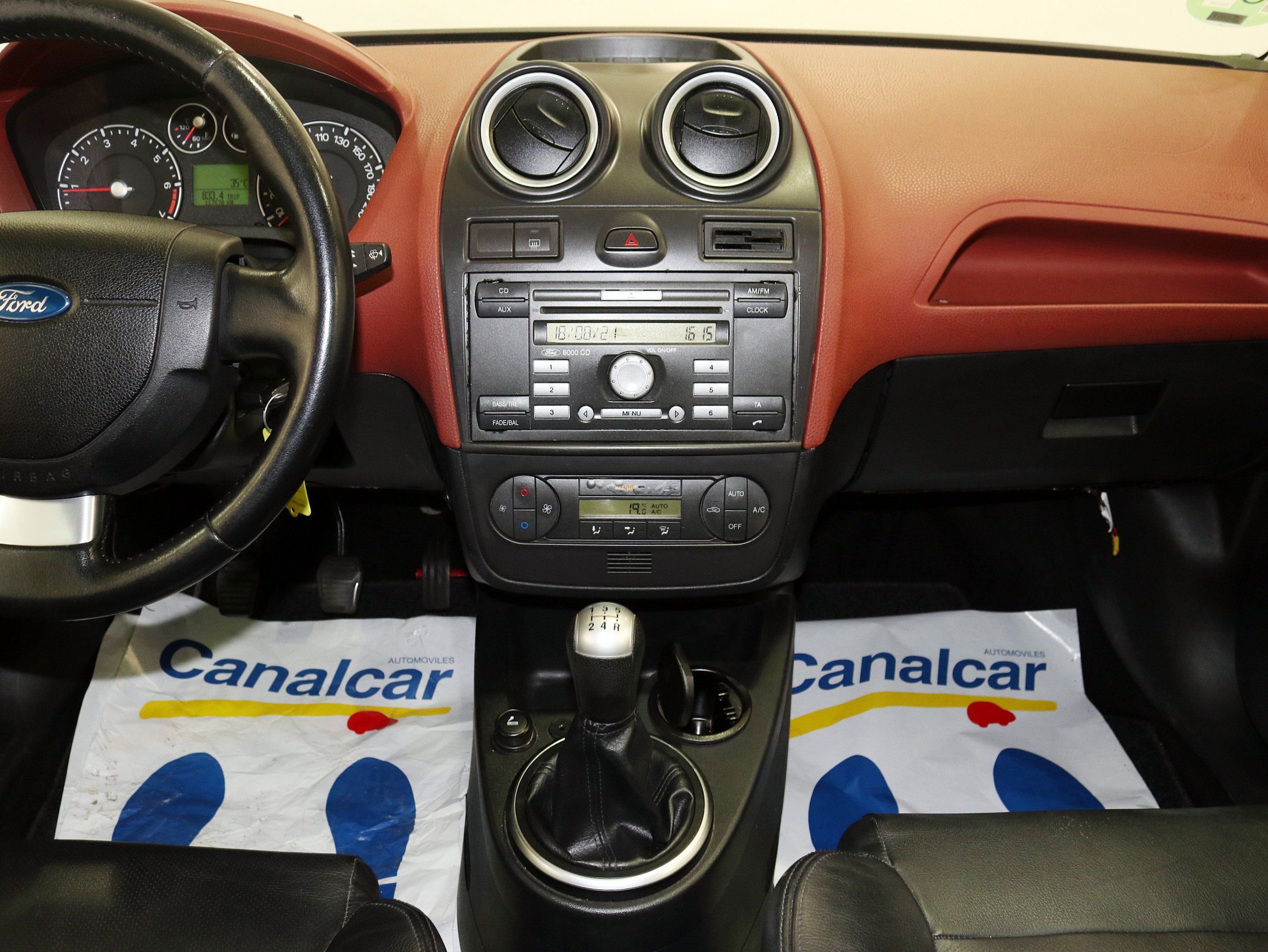 Foto Ford Fiesta 18