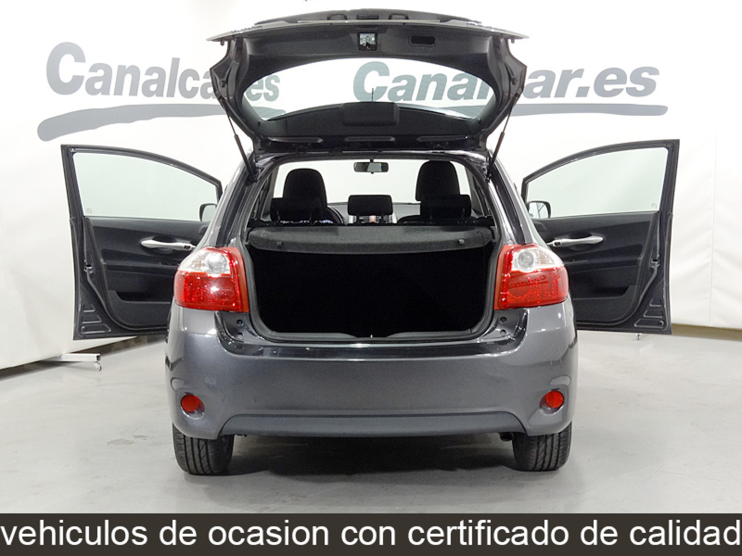 Foto Toyota Auris 8