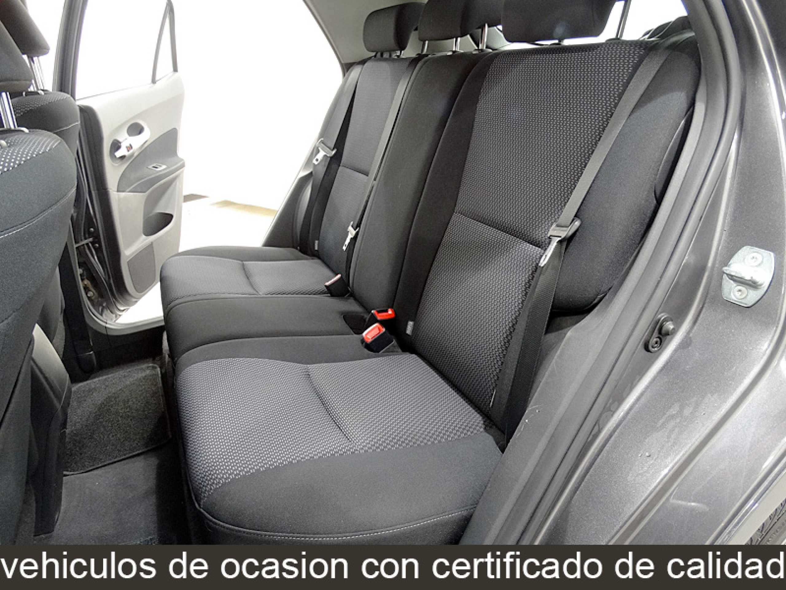 Foto Toyota Auris 23