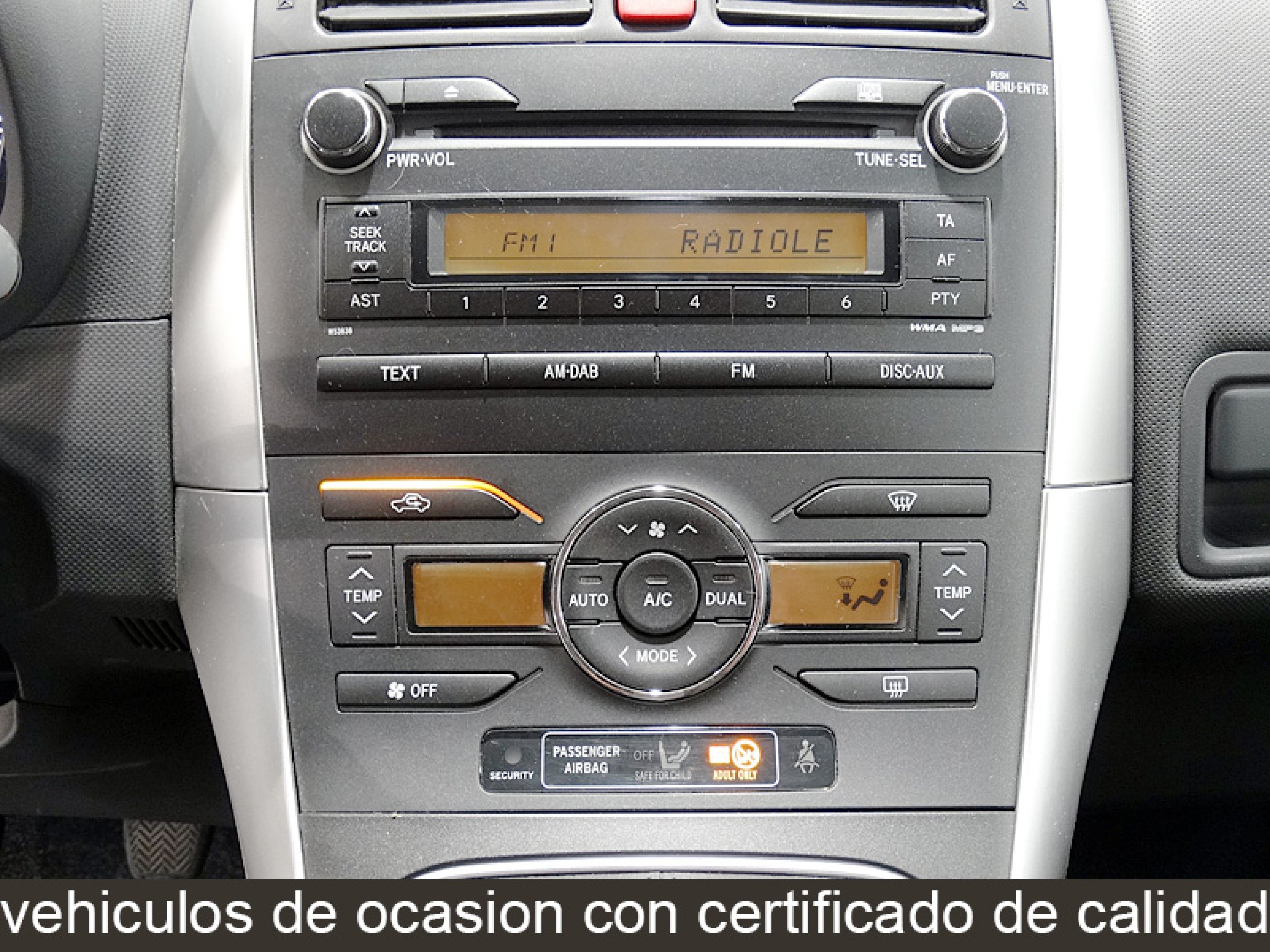 Foto Toyota Auris 26