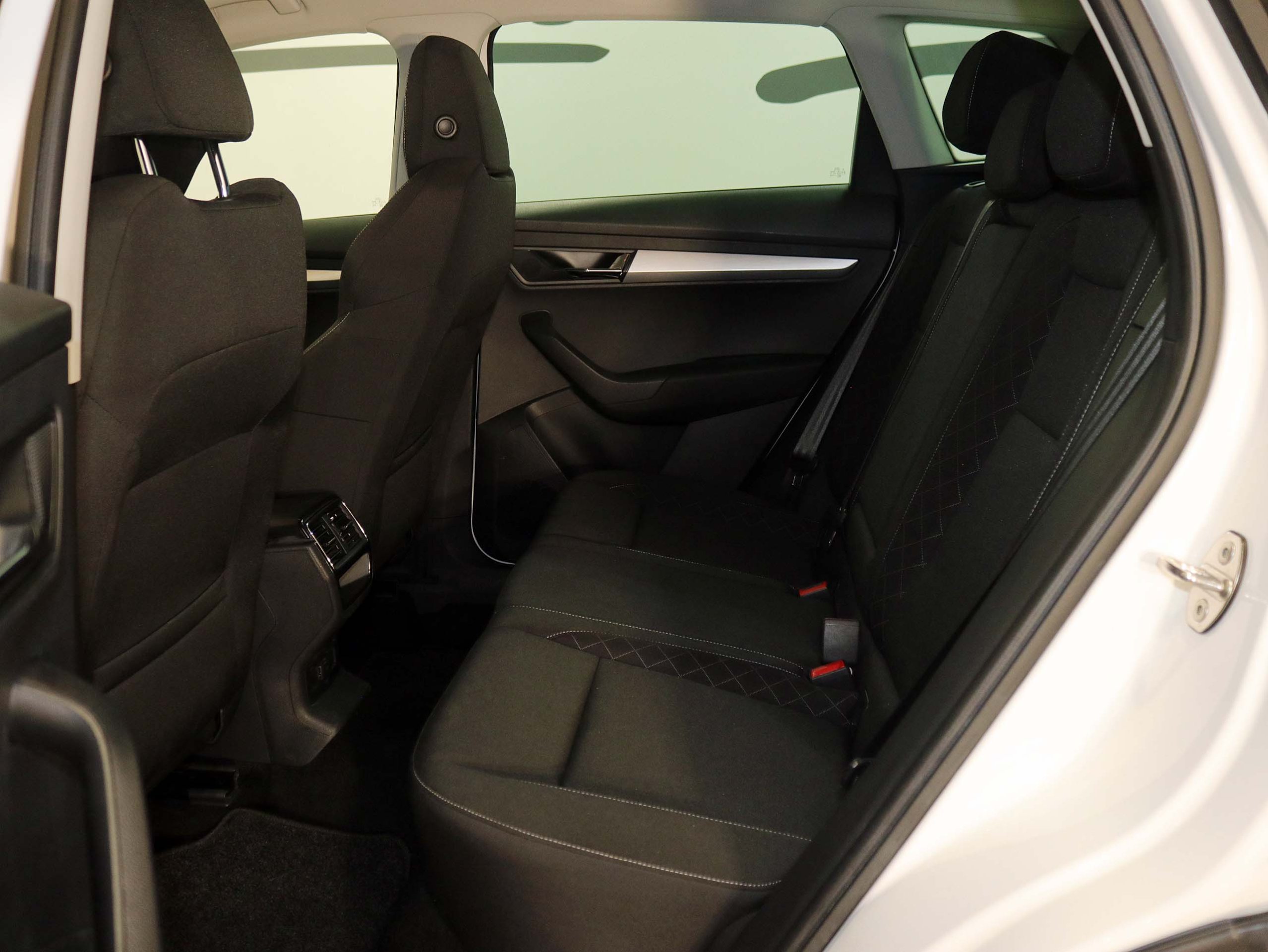 Foto Skoda Karoq 17