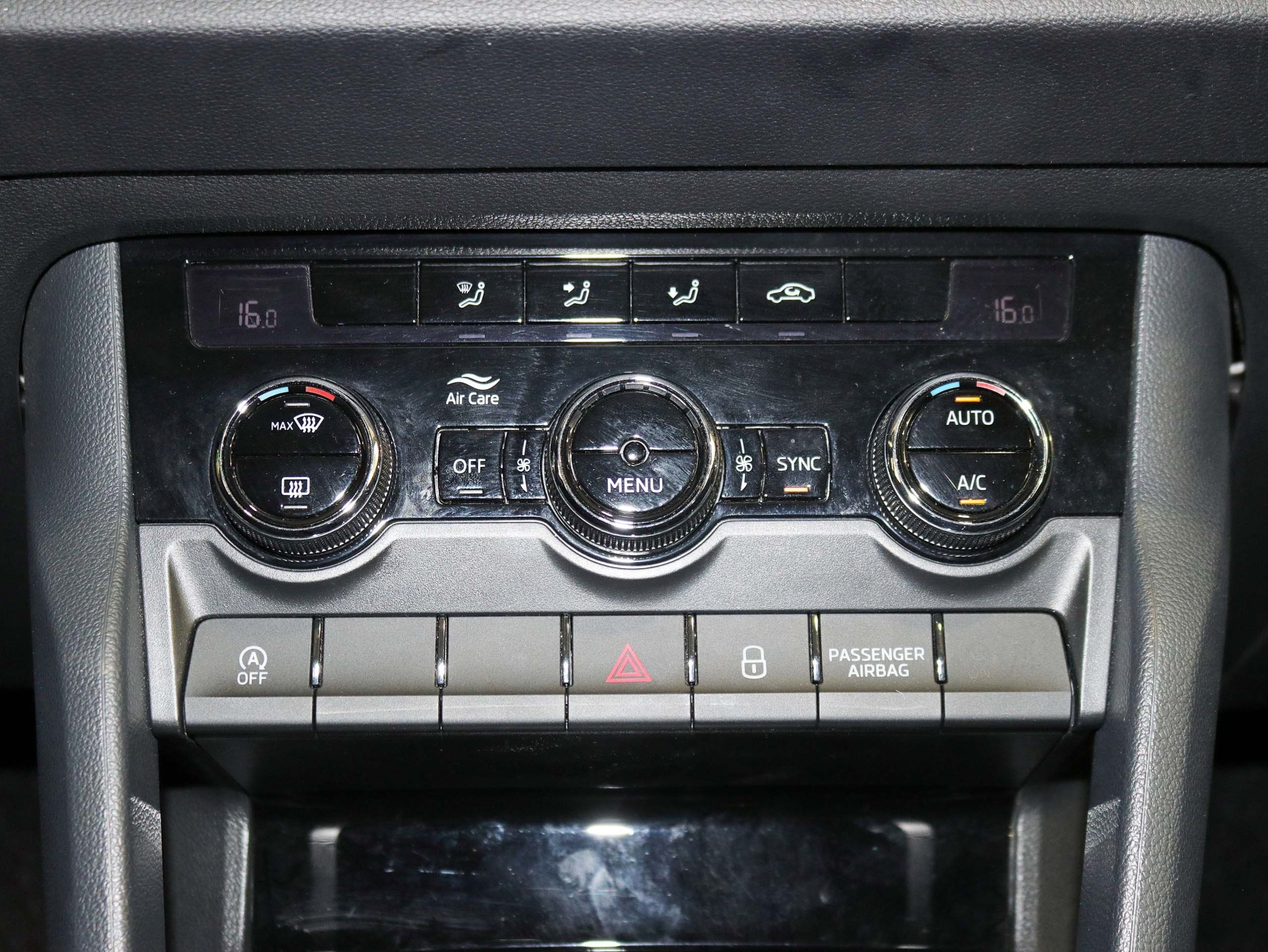 Foto Skoda Karoq 33