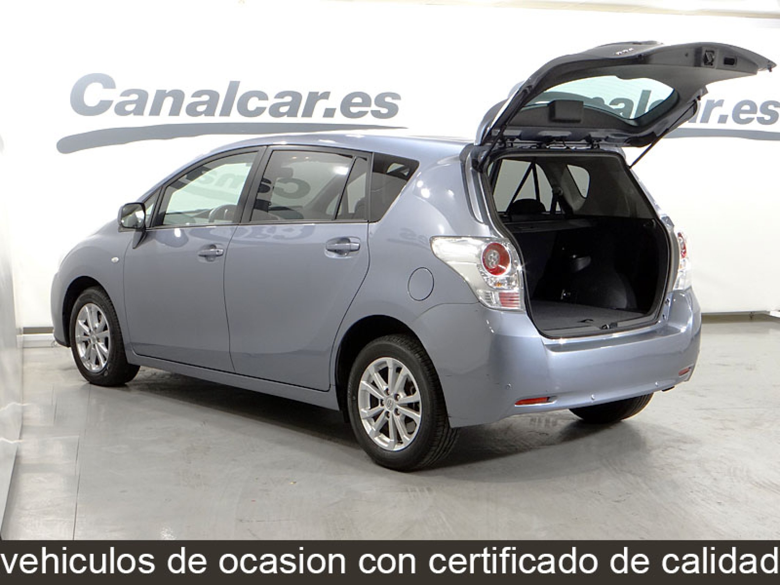 Foto Toyota Verso 9