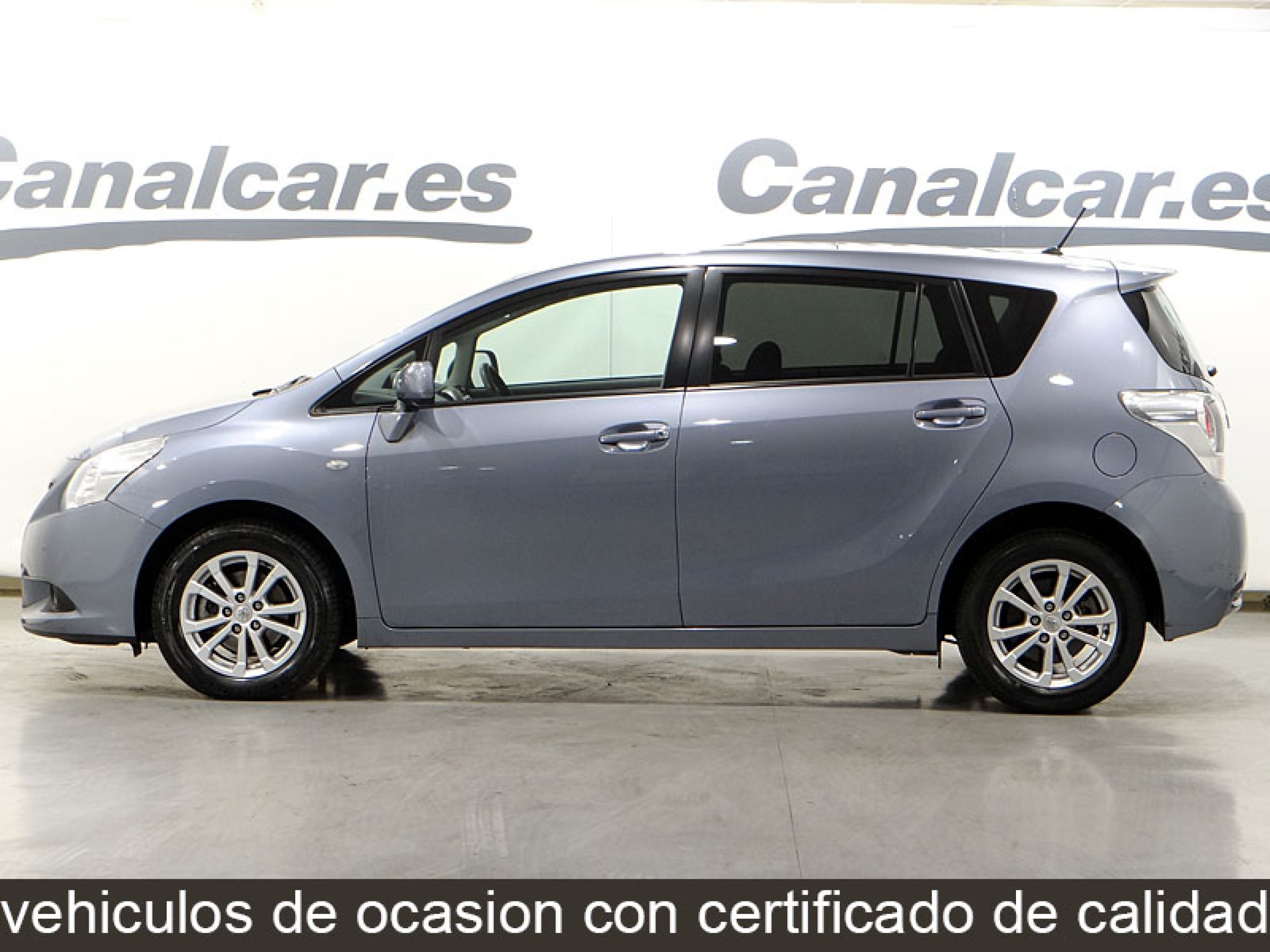 Foto Toyota Verso 11