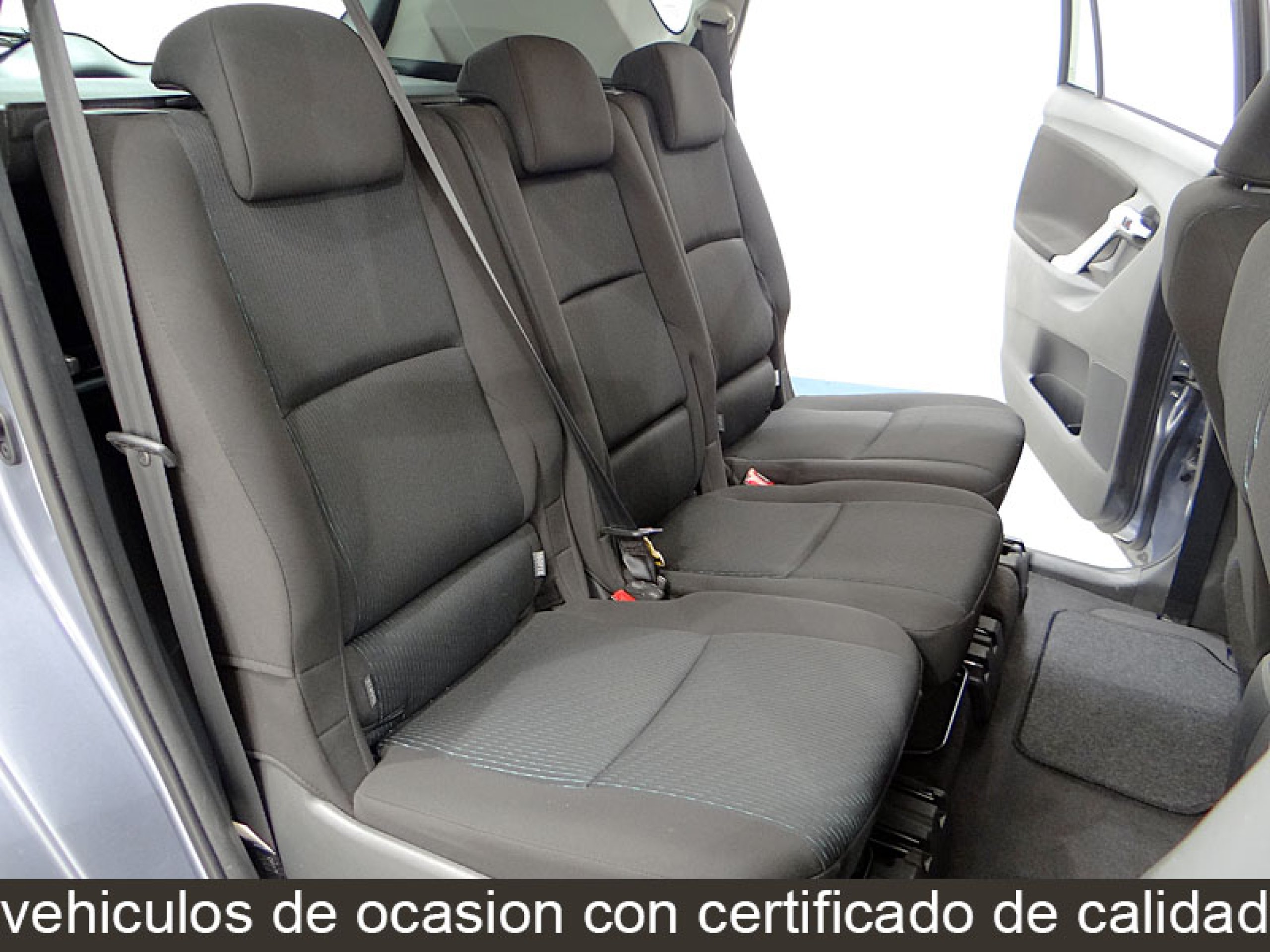 Foto Toyota Verso 25