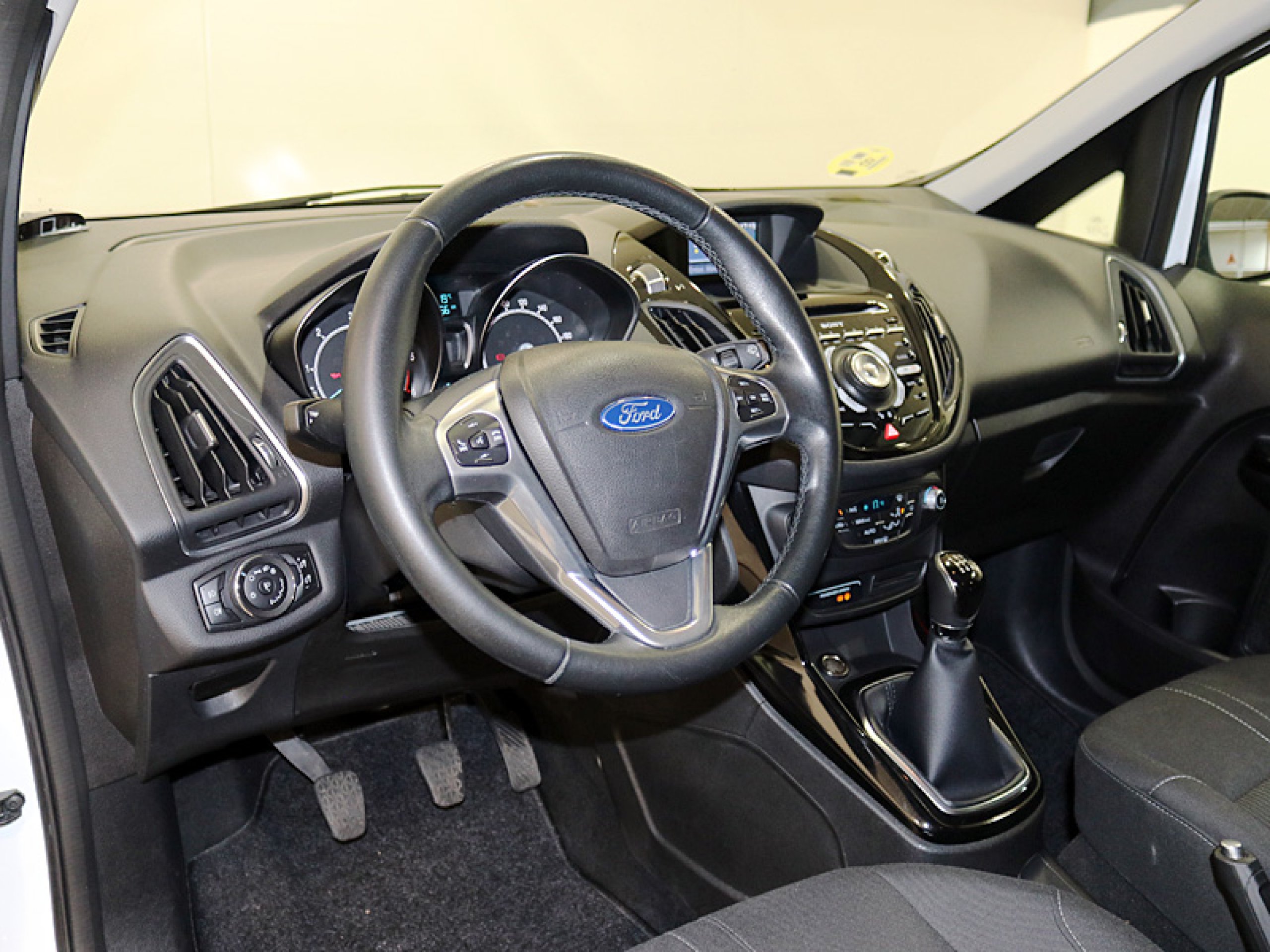 Foto Ford B-Max 19