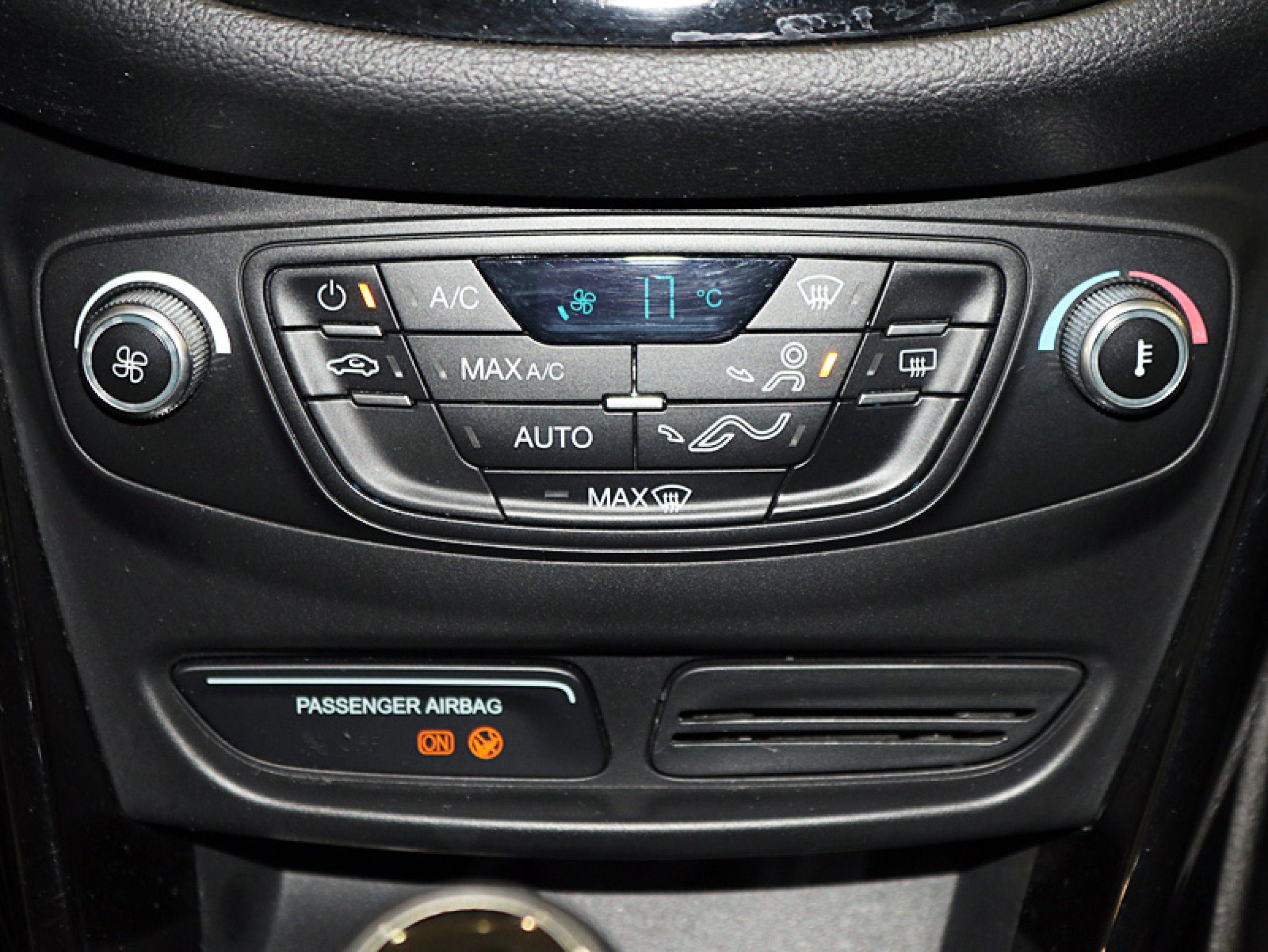 Foto Ford B-Max 25