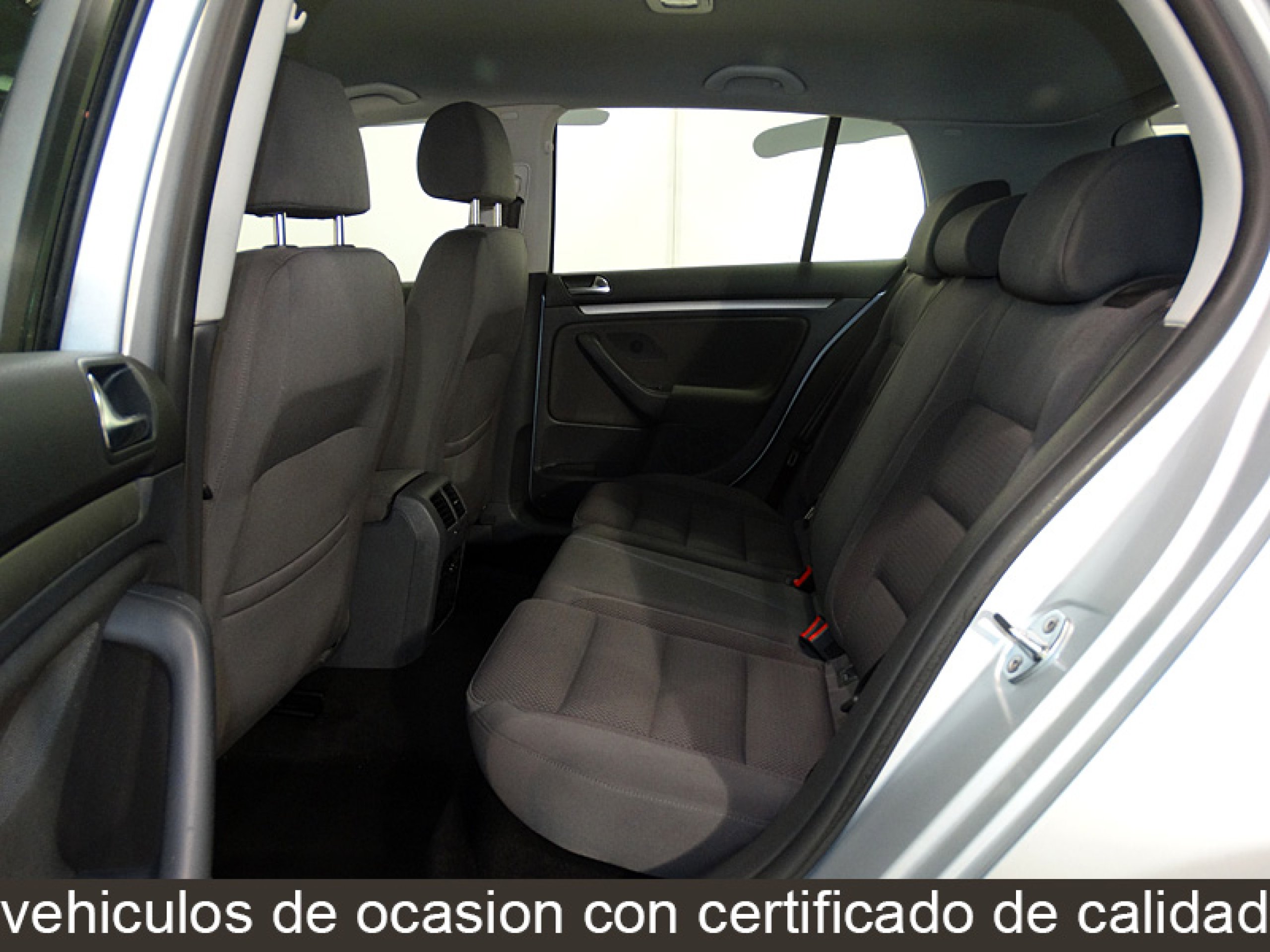 Foto Volkswagen Golf 13