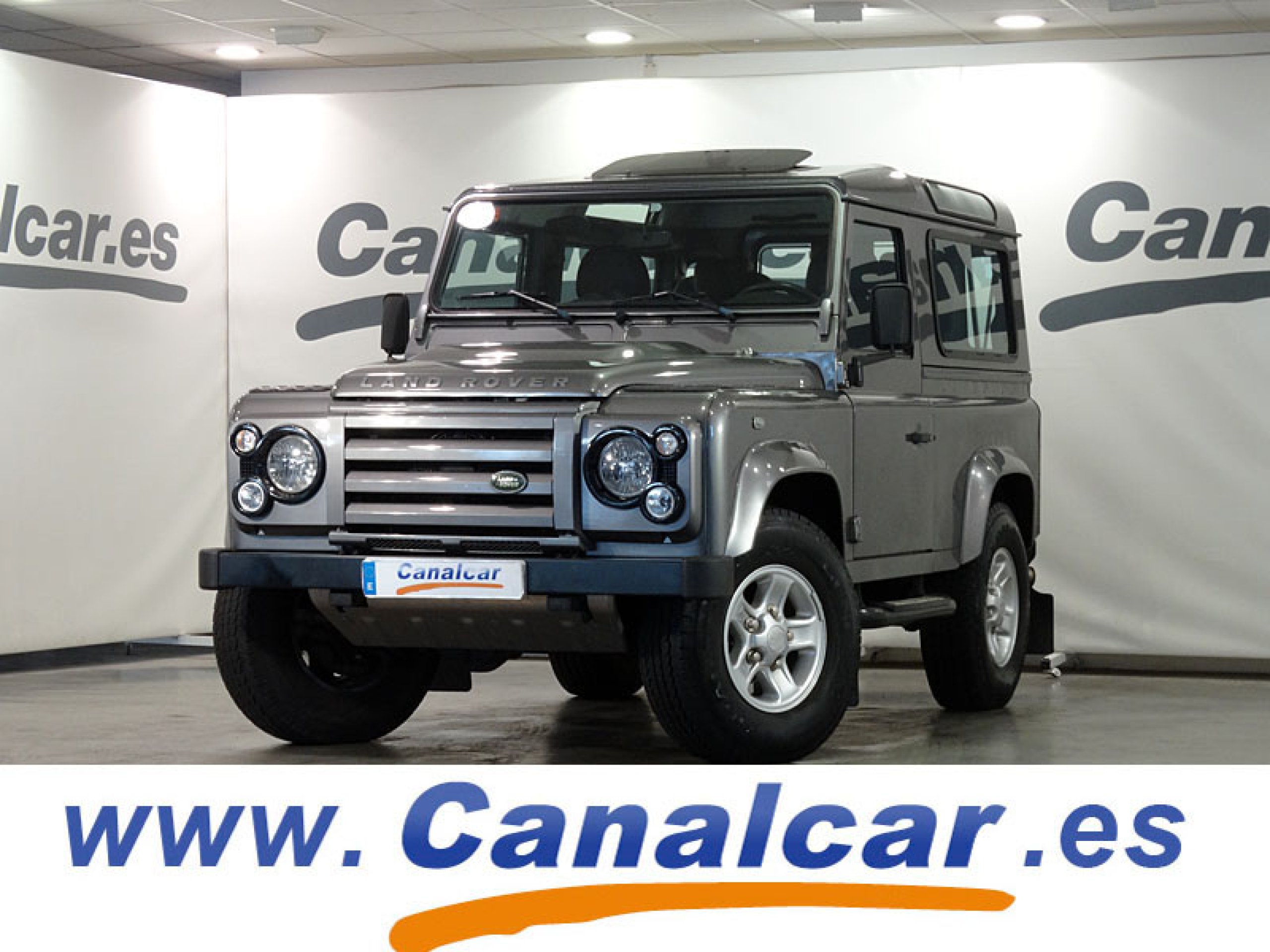 Foto Land Rover Defender 2