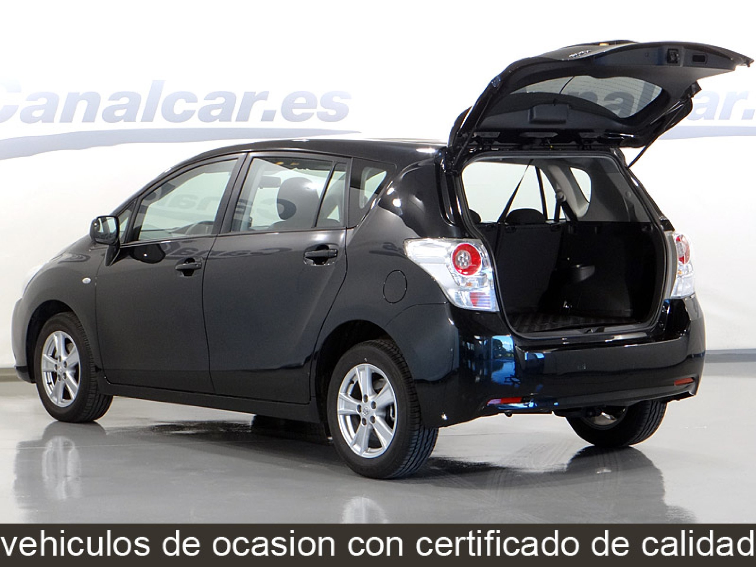Foto Toyota Verso 10