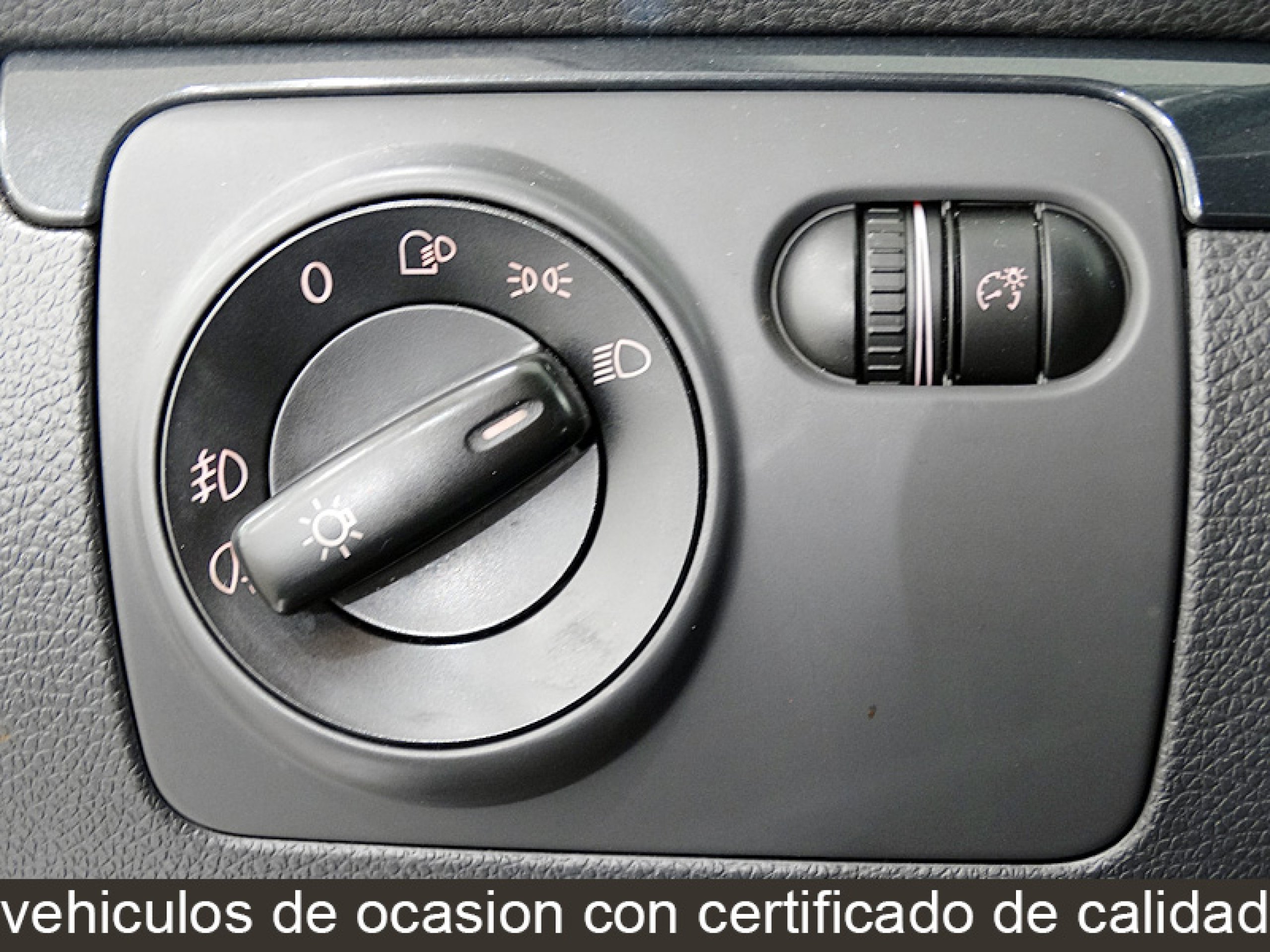Foto Volkswagen Golf 32