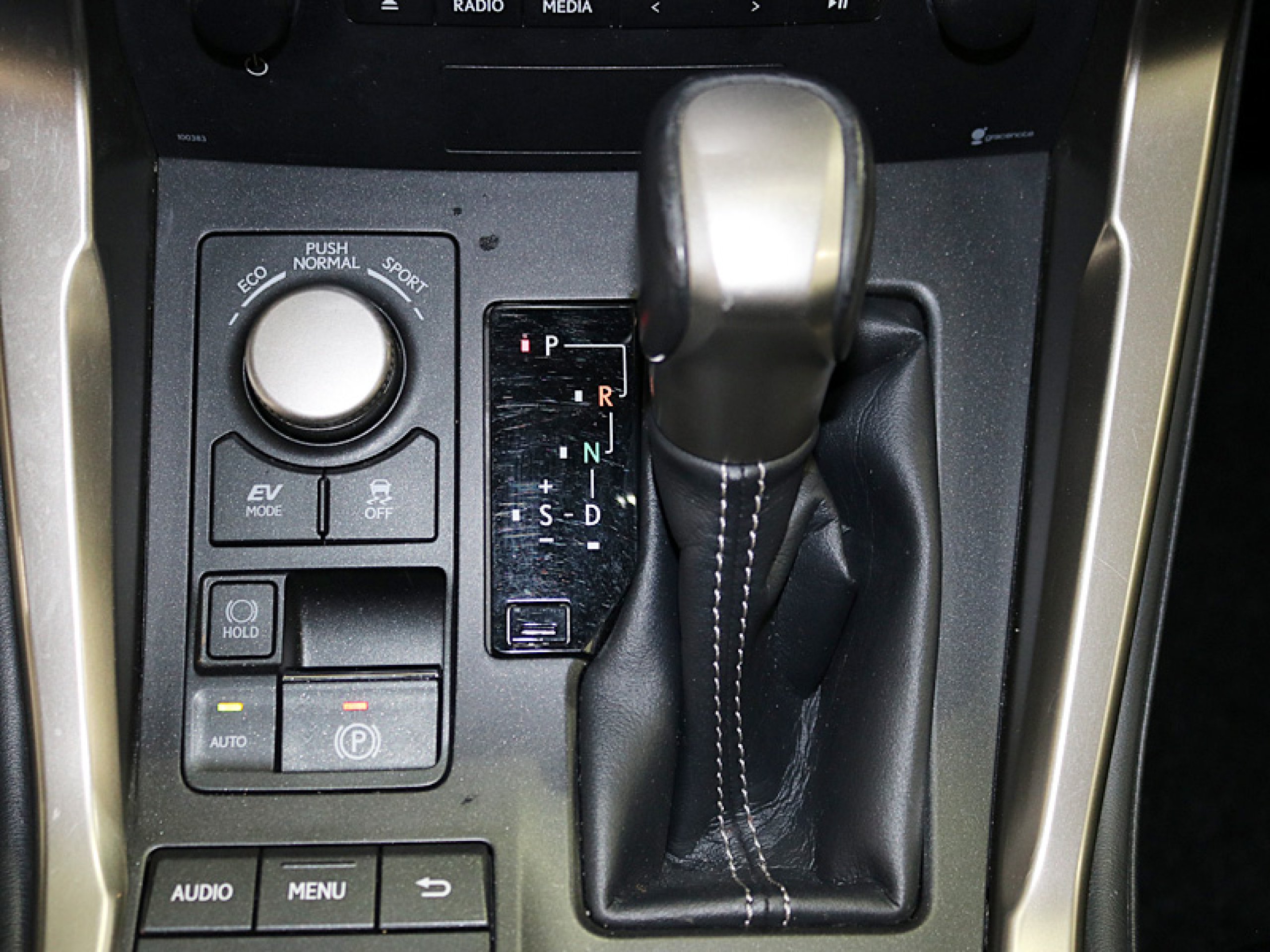 Foto Lexus NX 31