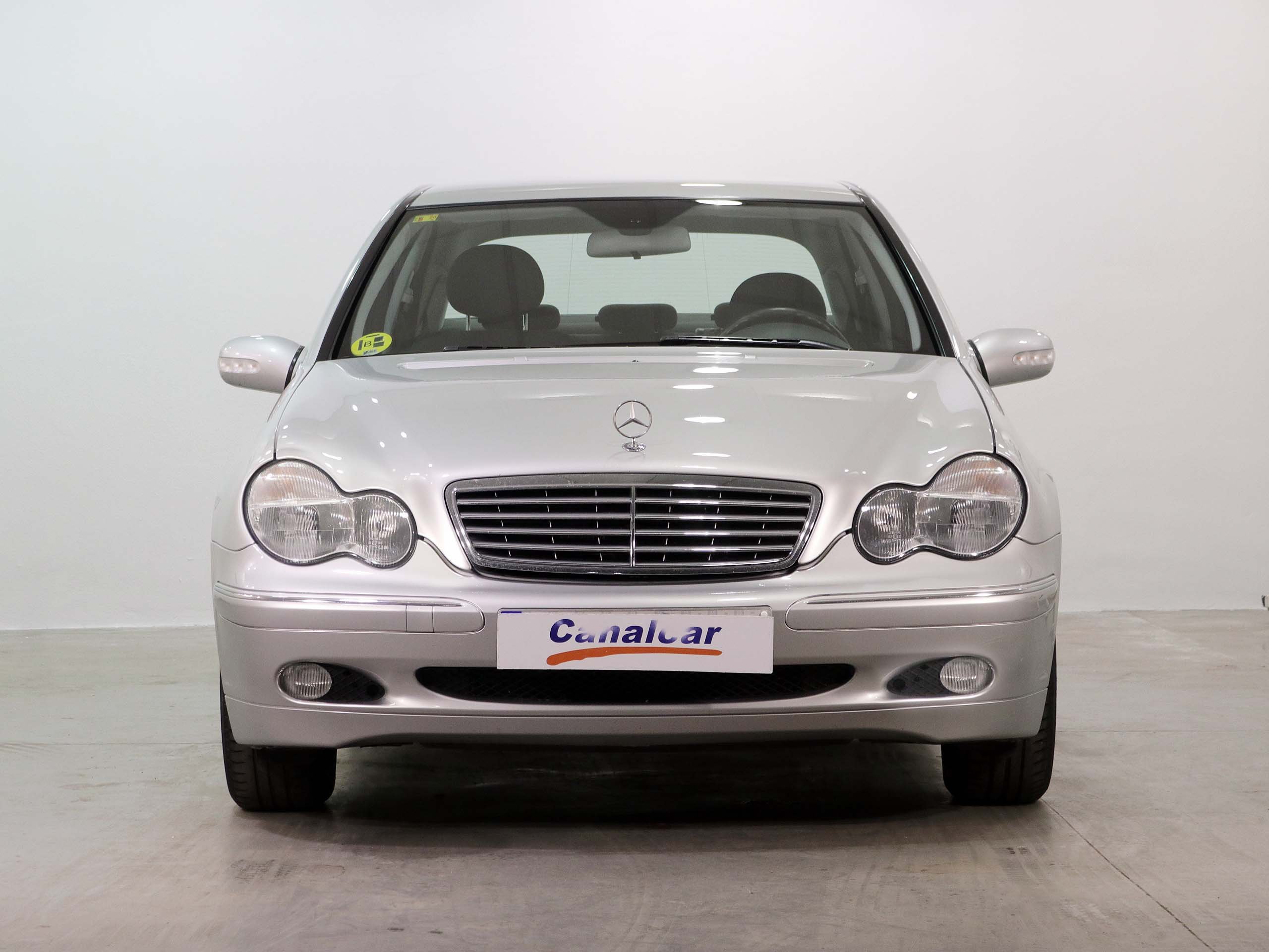 Foto Mercedes-Benz C 180 4 Foto Mercedes-Benz C 180 4