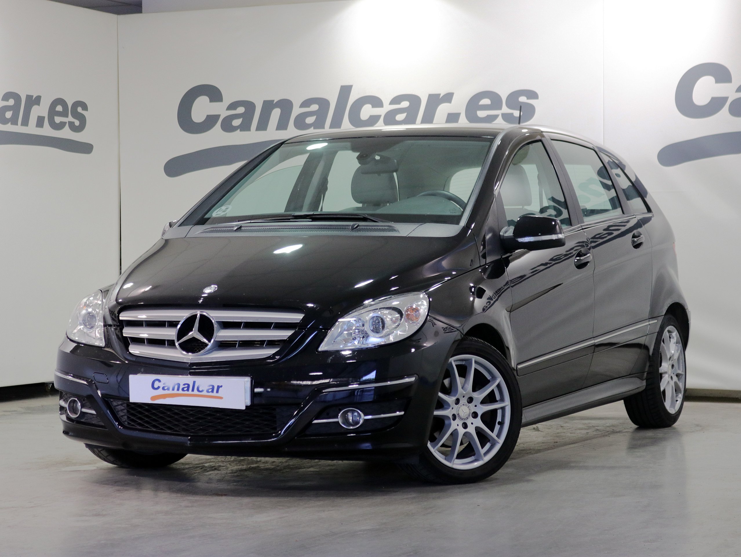 Foto Mercedes-Benz B 180 1