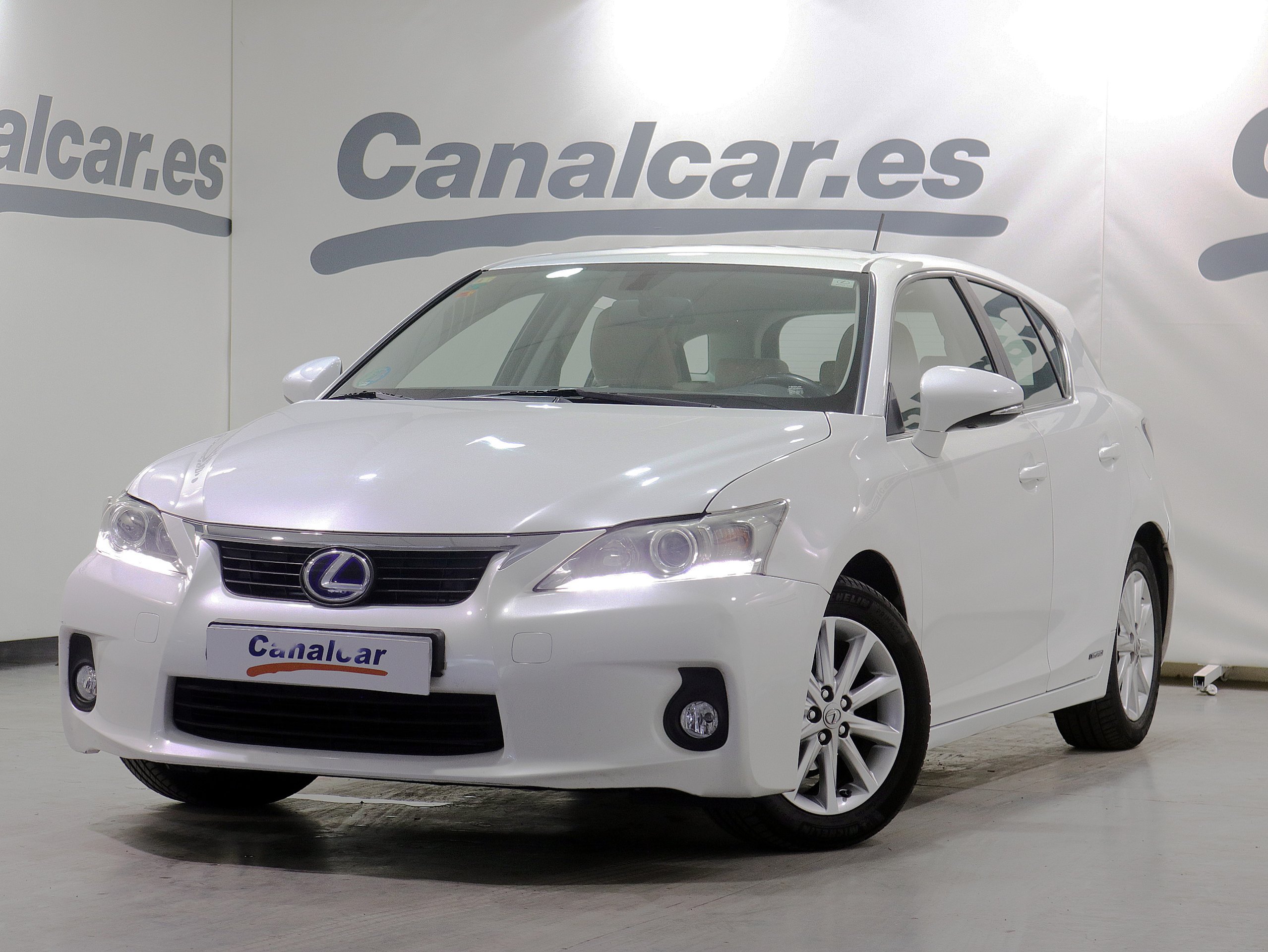 Foto Lexus CT 200h 1