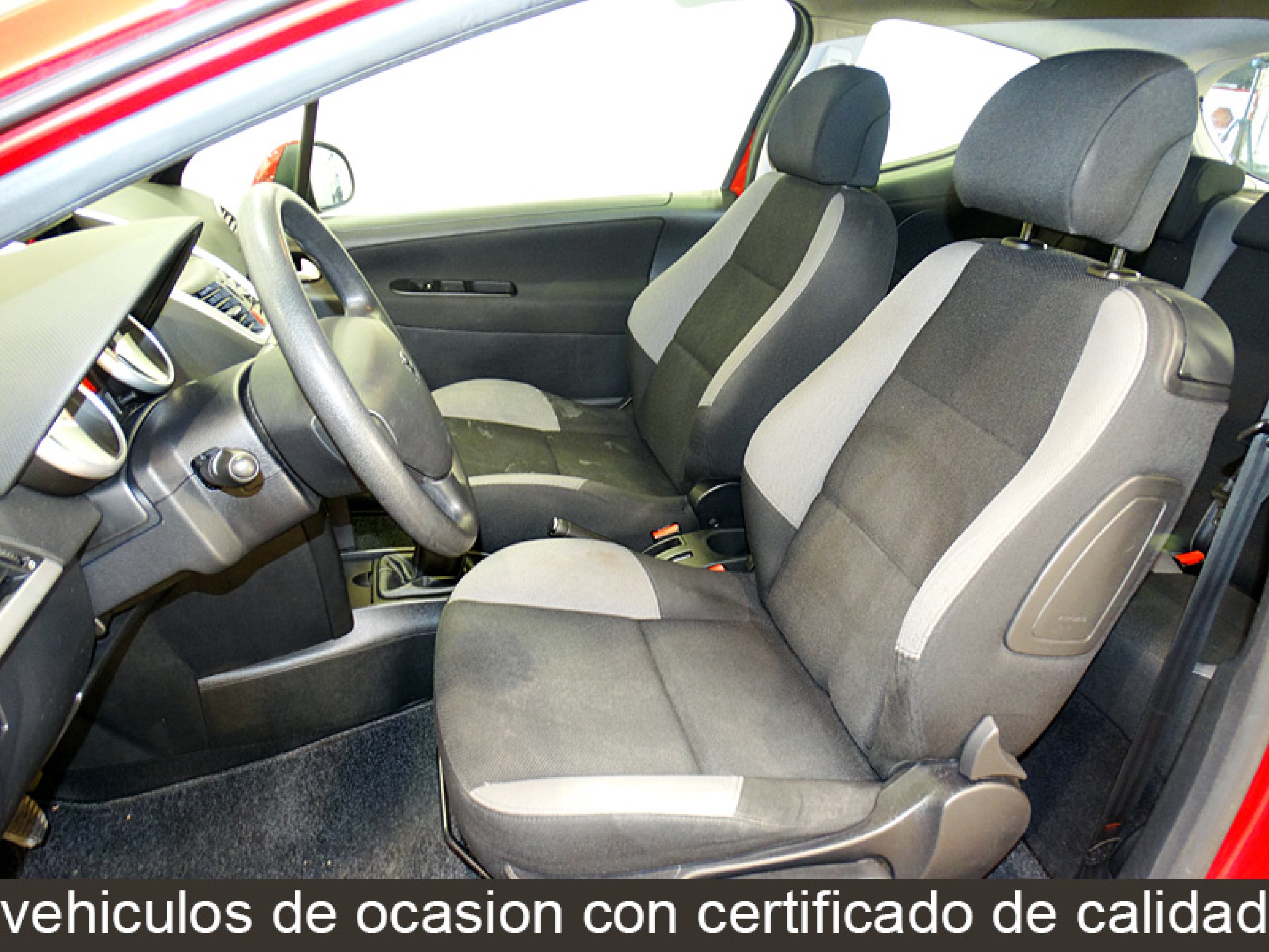 Foto Peugeot 207 8 Foto Peugeot 207 8