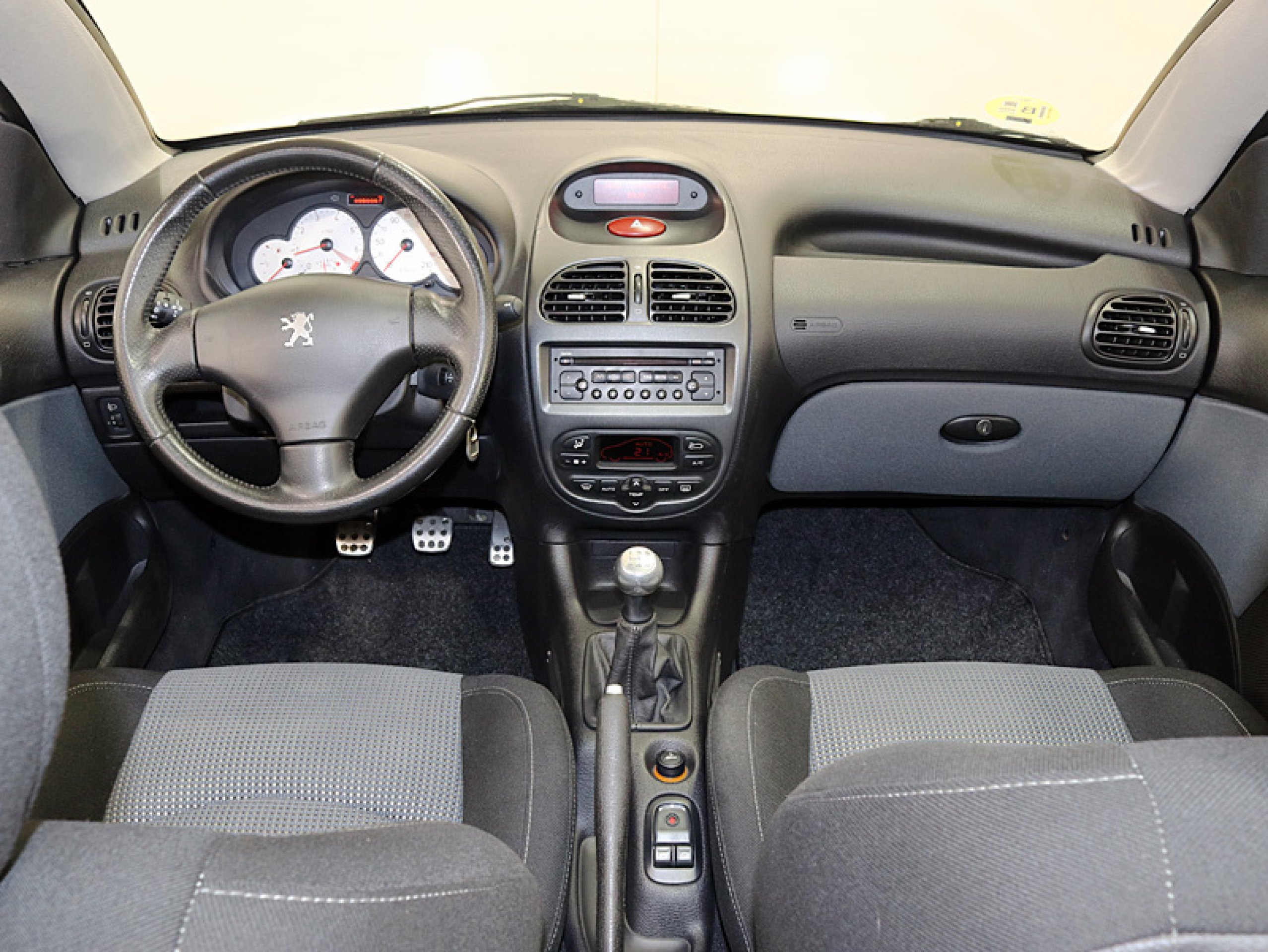 Foto Peugeot 206 21 Foto Peugeot 206 21