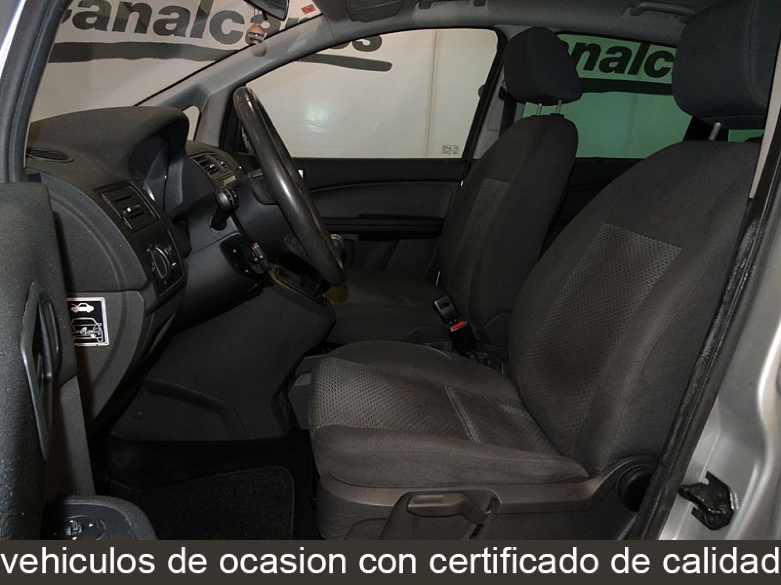 Foto Ford Focus C-Max 9 Foto Ford Focus C-Max 9