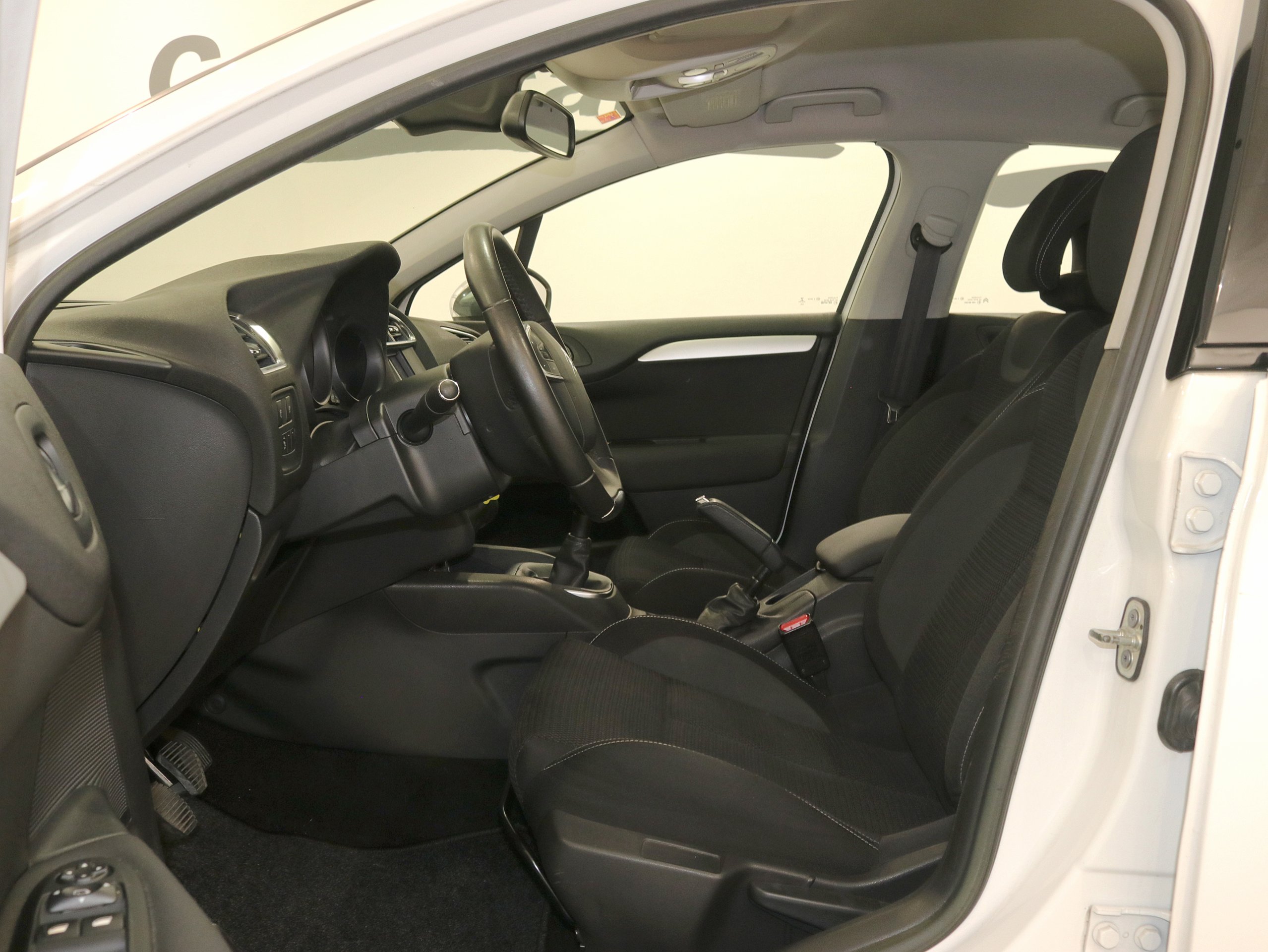 Foto Citroen C4 12