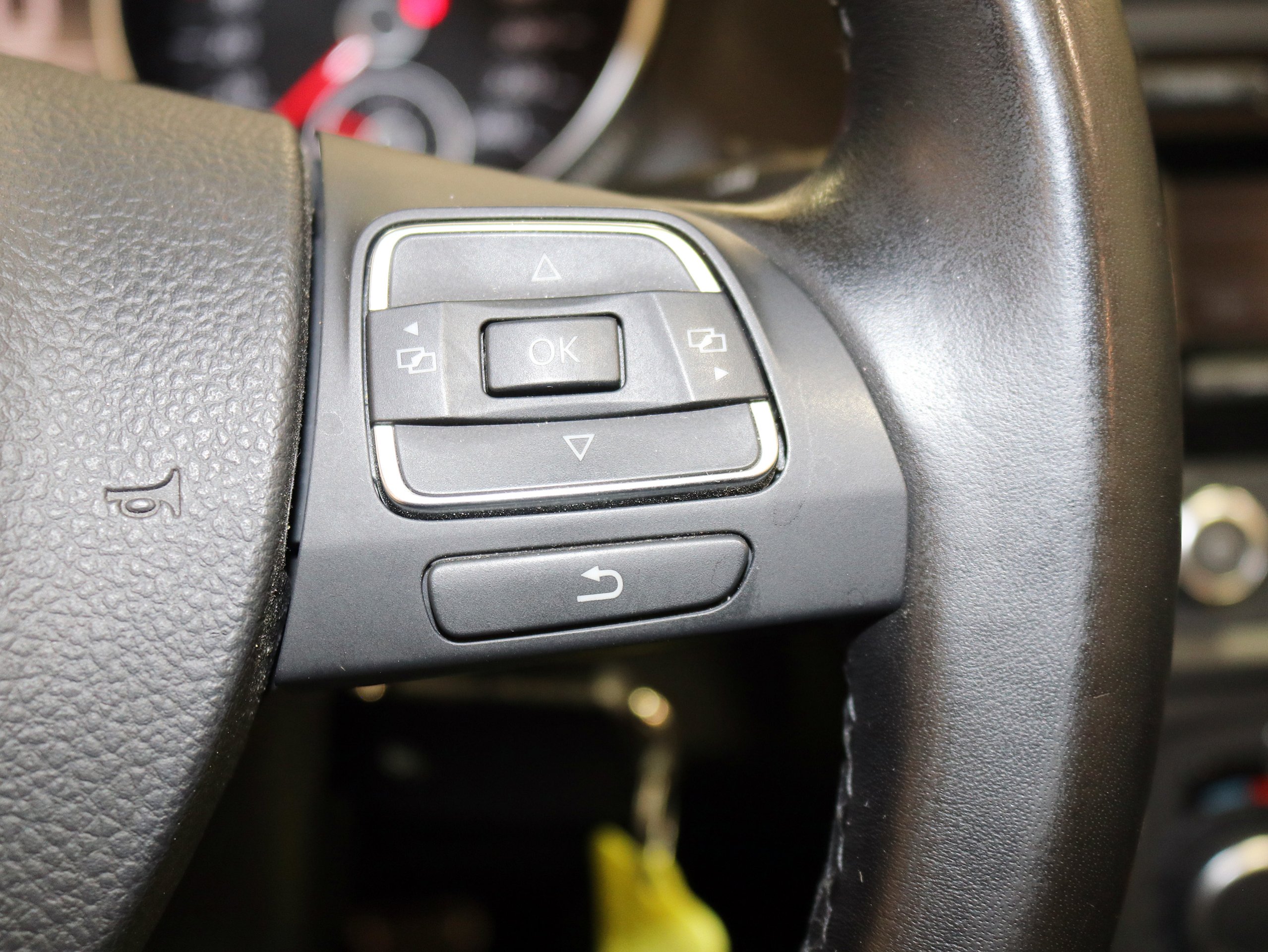 Foto Volkswagen Golf 32
