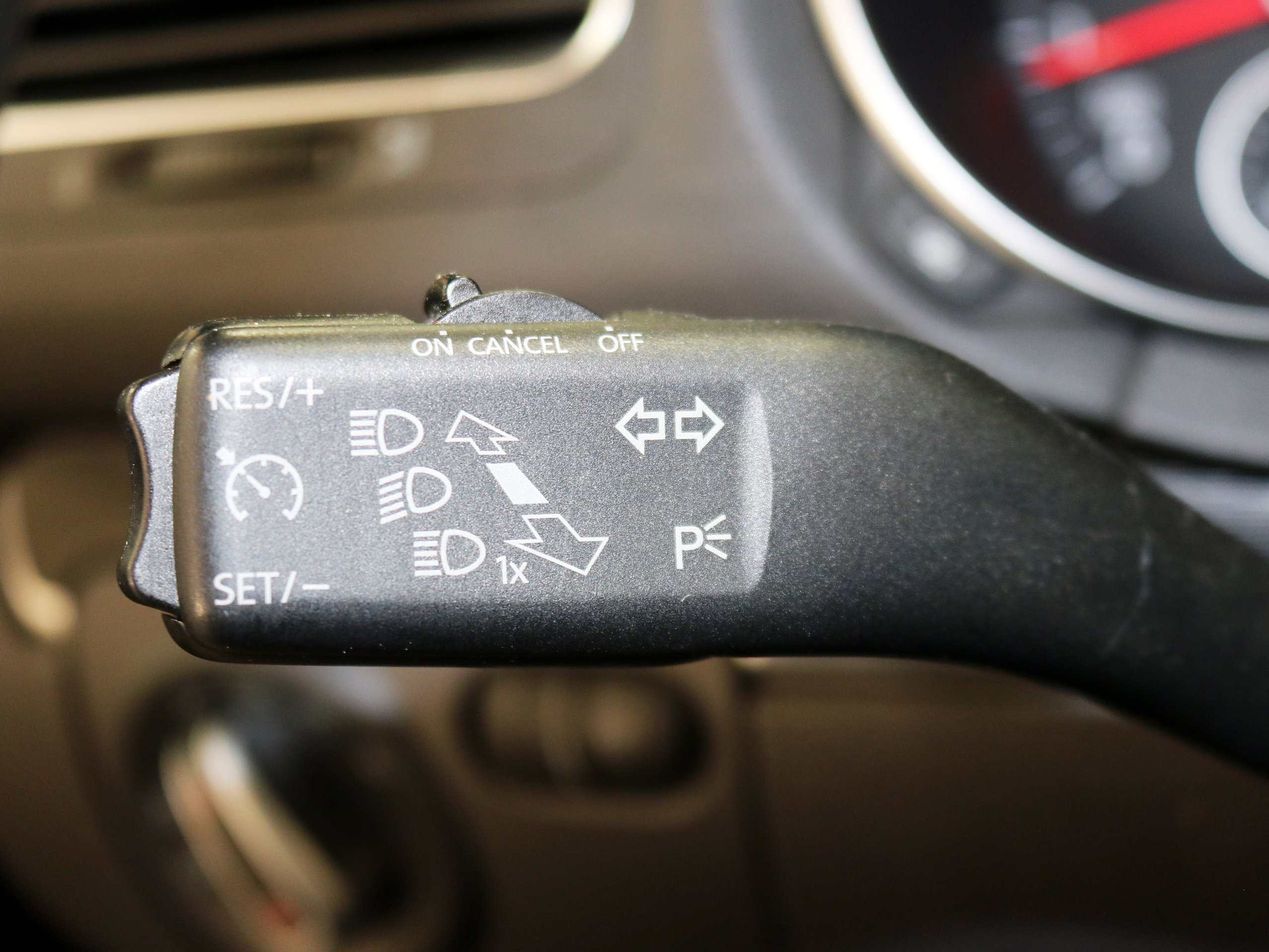 Foto Volkswagen Golf 33