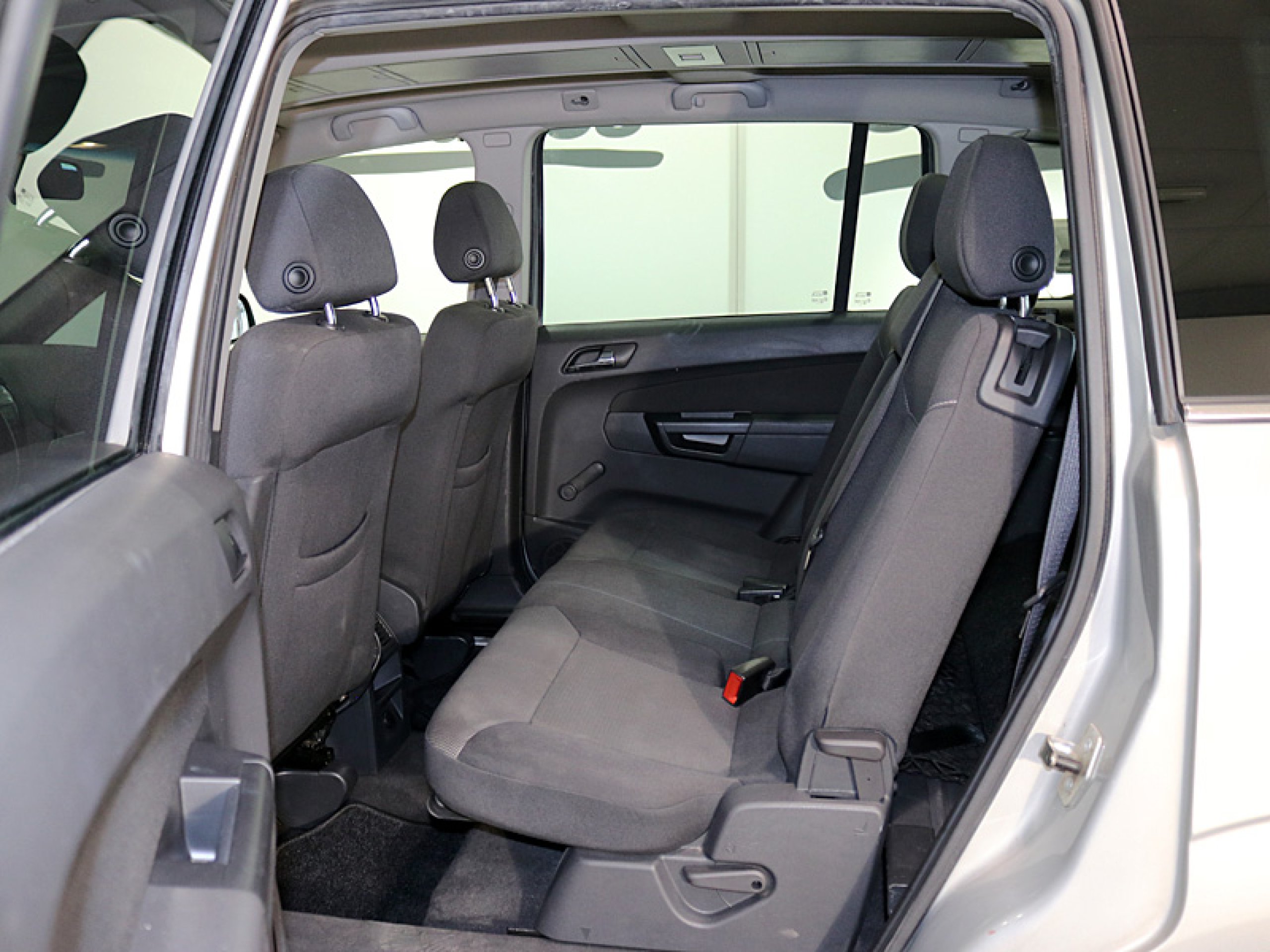 Foto Opel Zafira 12